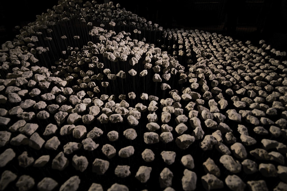 a large group of rocks in the dark