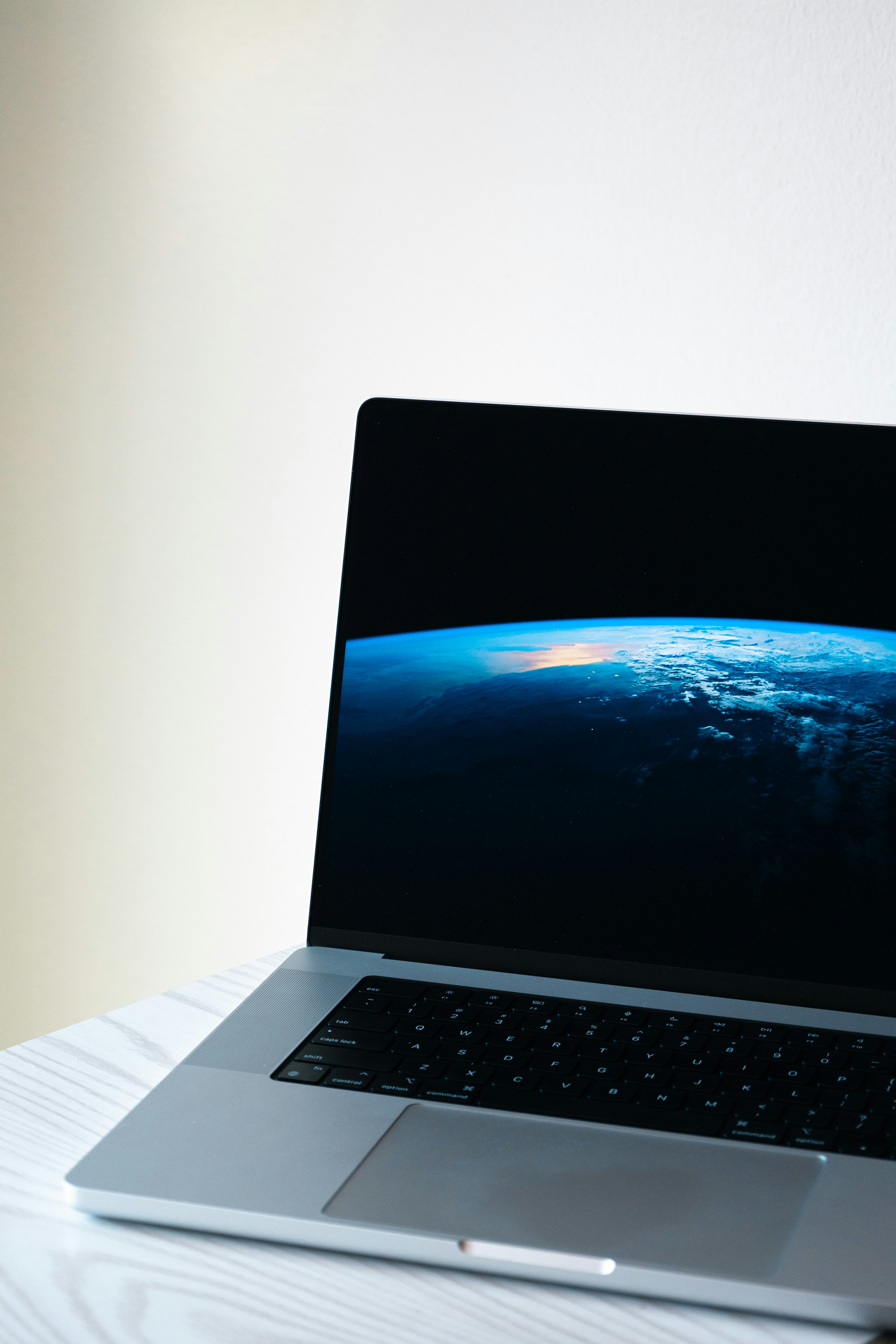 Choose from a curated selection of computer wallpapers for your mobile and desktop screens. Always free on Unsplash.