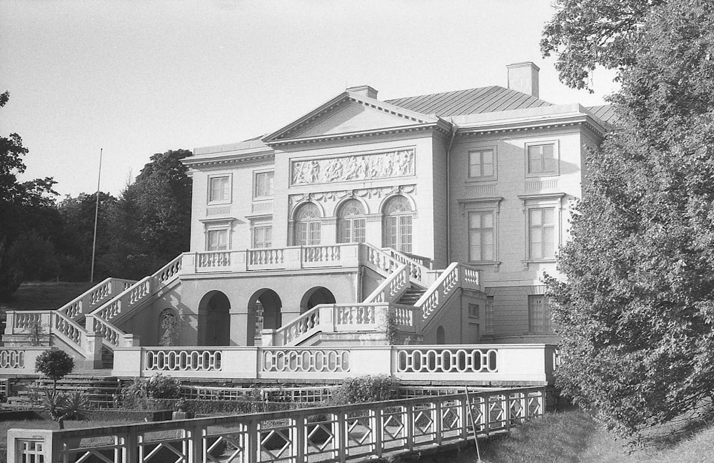 a large building with a staircase leading up to it