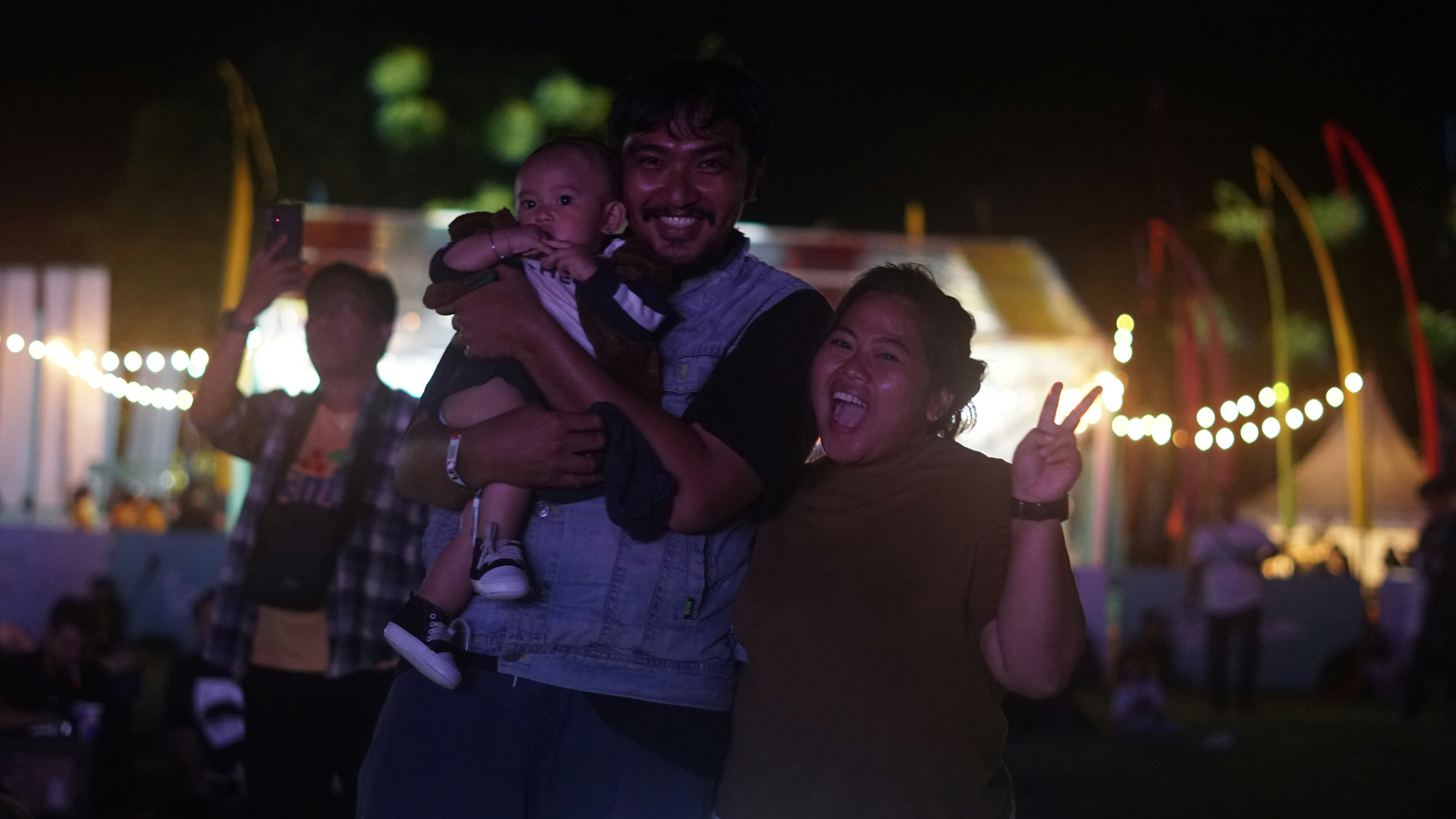 “AIO: Hubby Being Controlling”