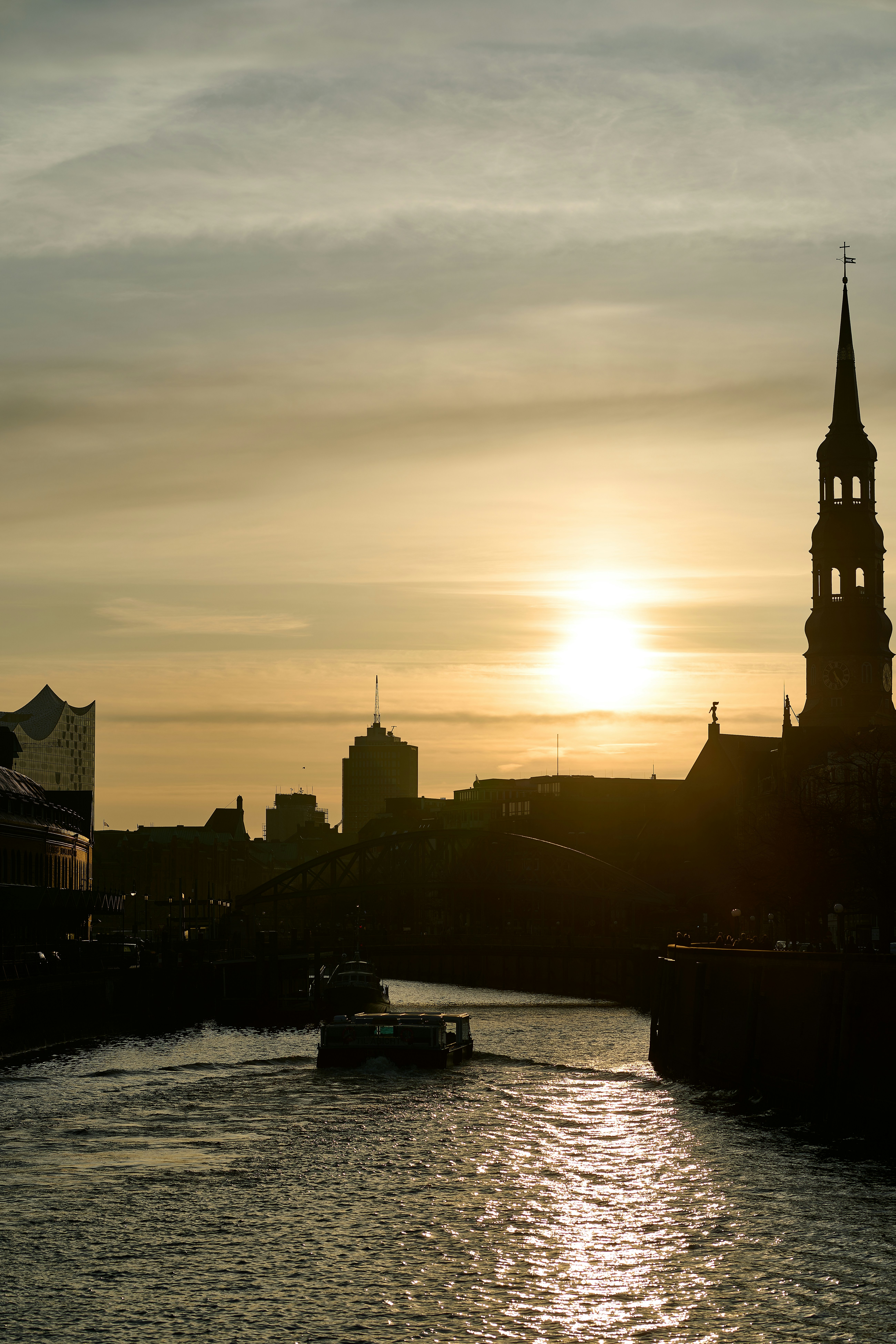 Photo by stefanschwinghammer