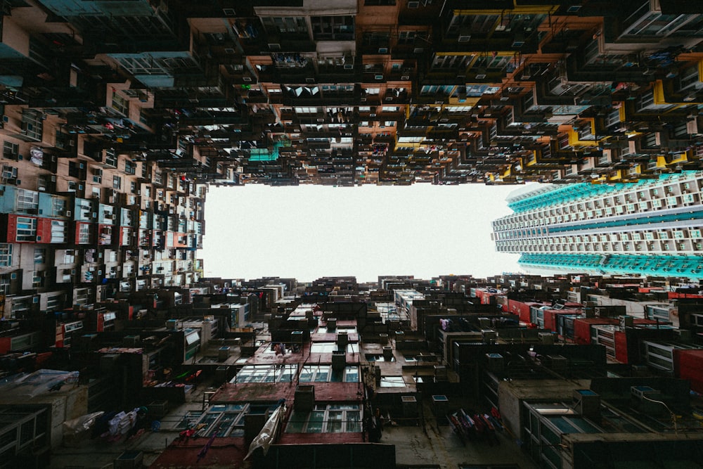 a very large room filled with lots of boxes