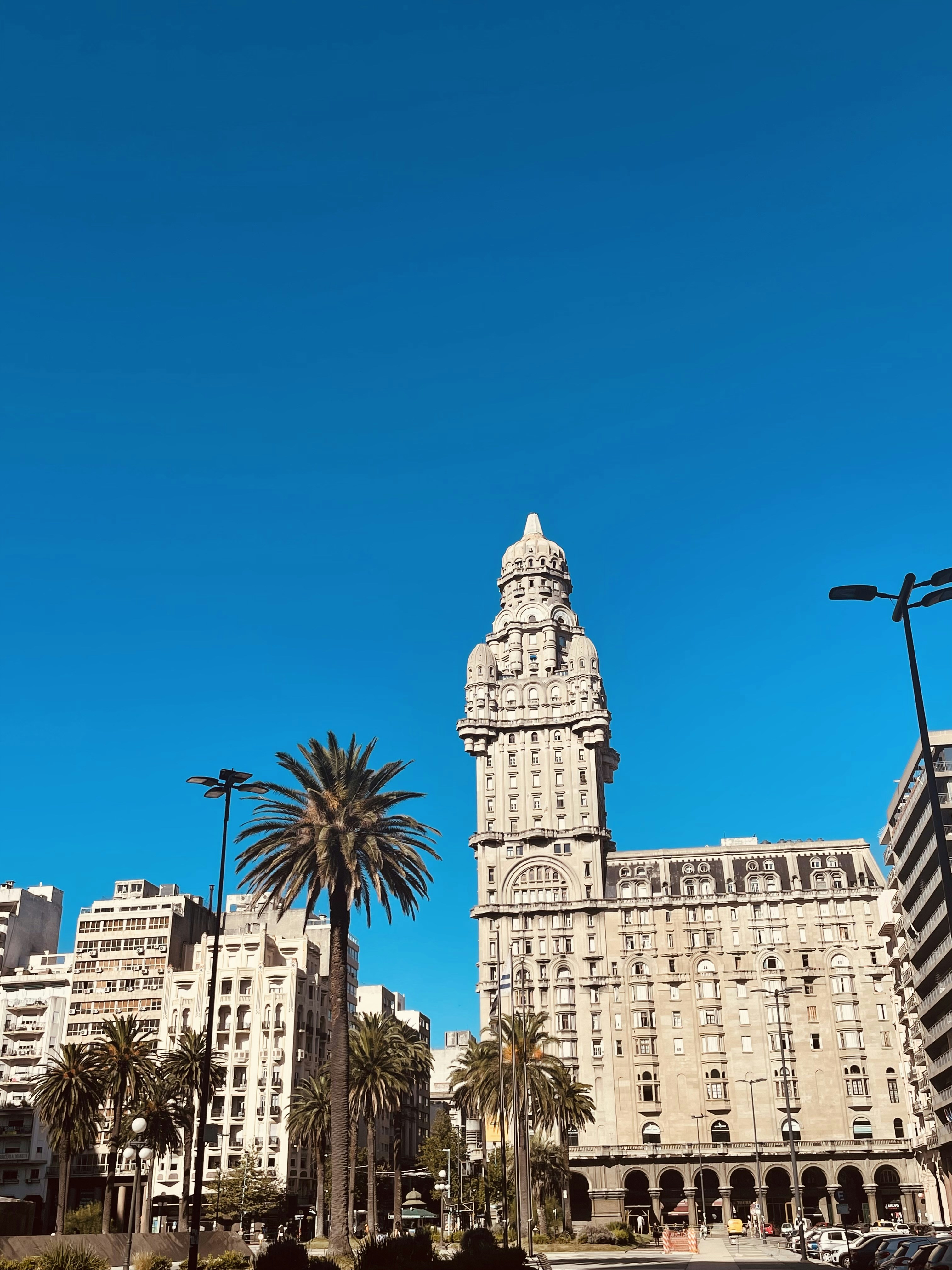 Uruguay faces global enforcement battle over $30M ICSID award as LARAH pursues seizures in Luxembourg and beyond