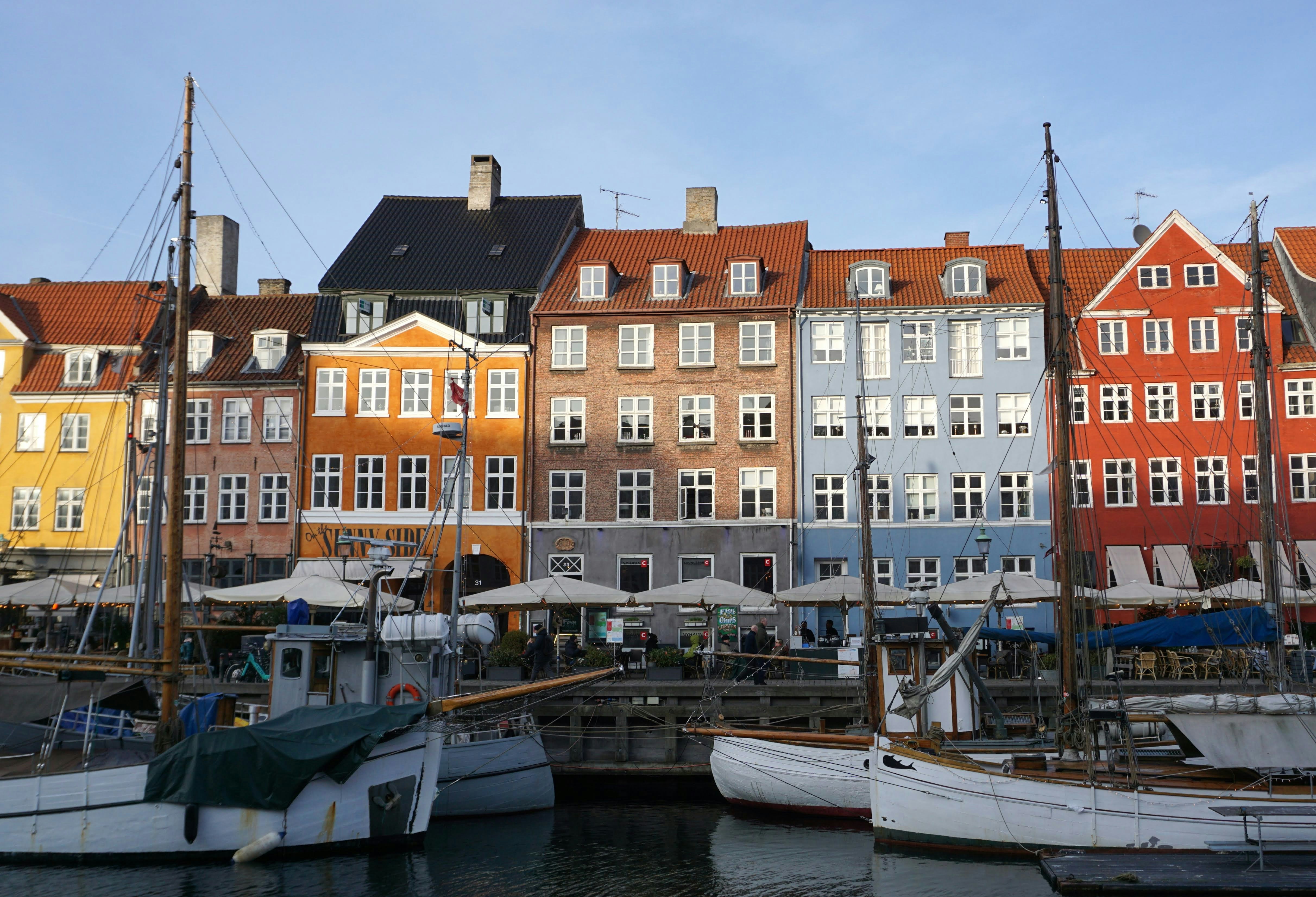 Stay online in the Denmark with a prepaid eSIM from eSIMlii. Instant activation, no roaming charges, and reliable coverage.