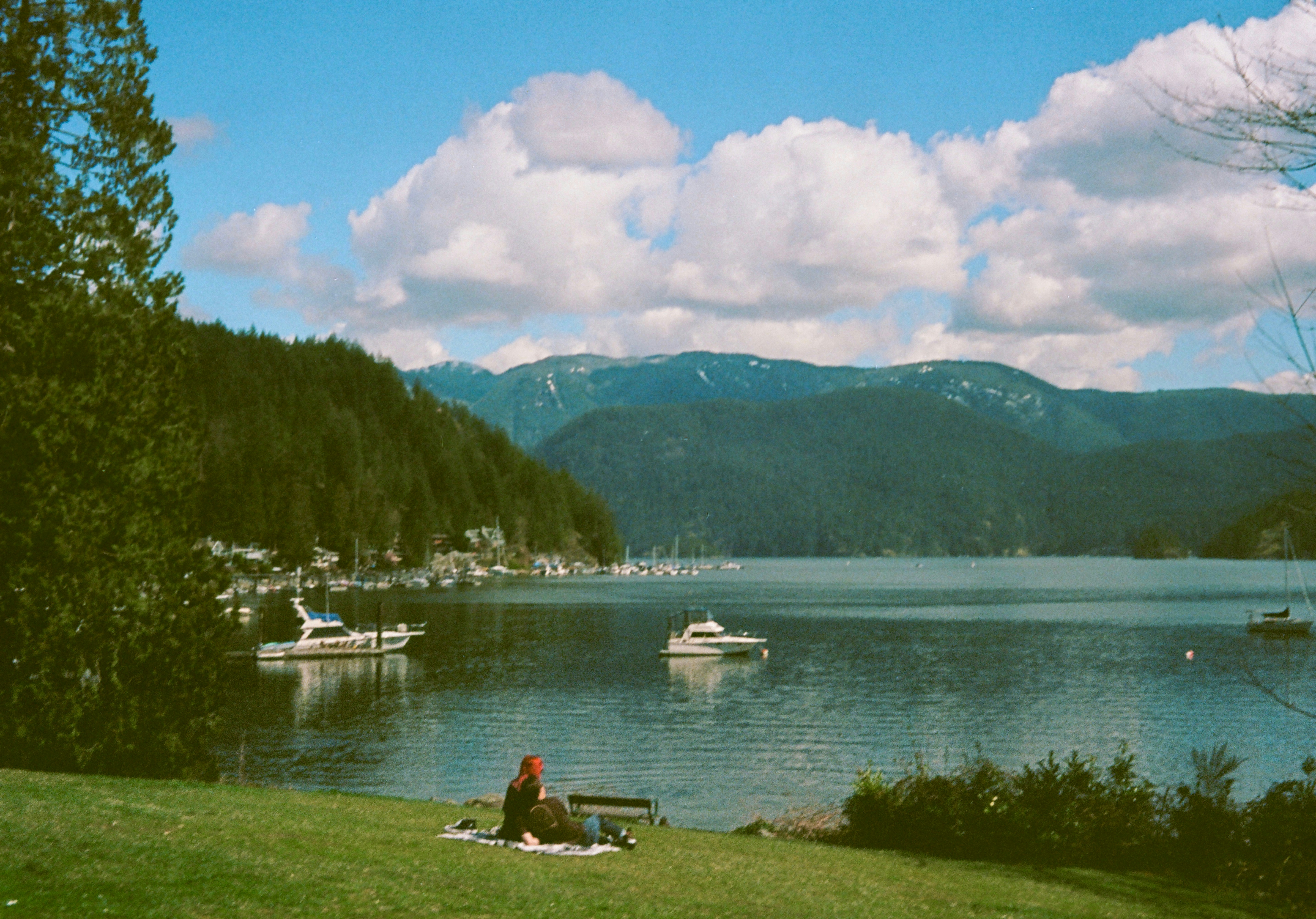 Photo by esthrngn