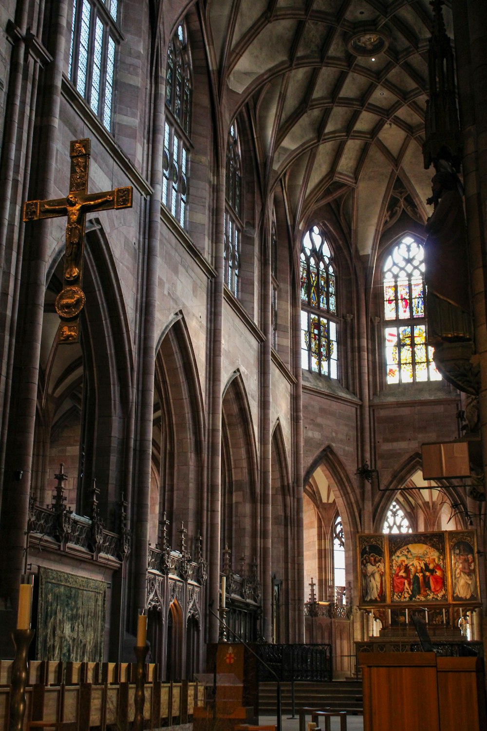 a large cathedral with a cross on the wall