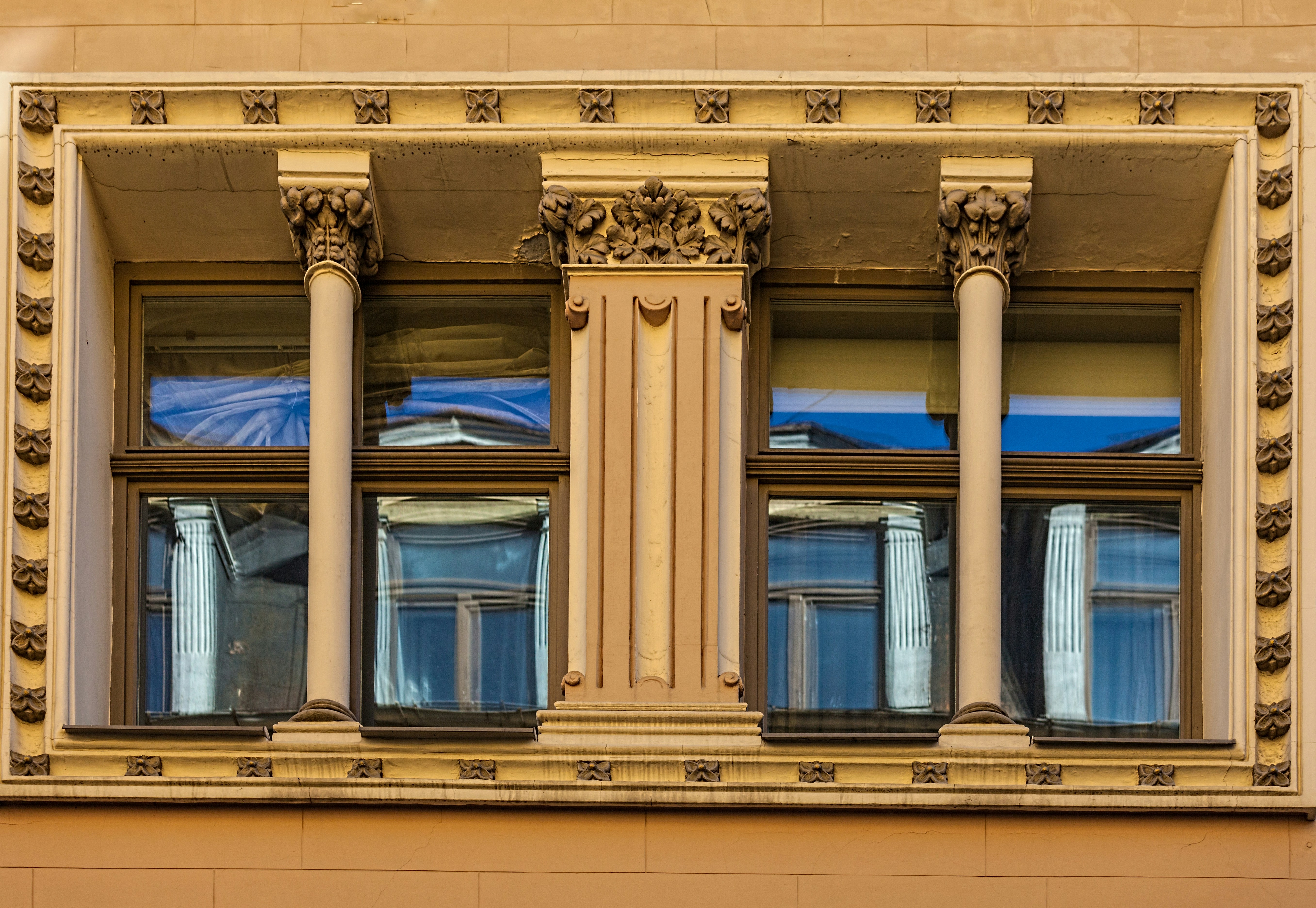 Photo by janisknakis