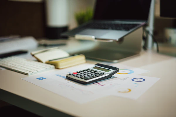 Bell Curve Test: How to Read Score Distributions and Act on Them