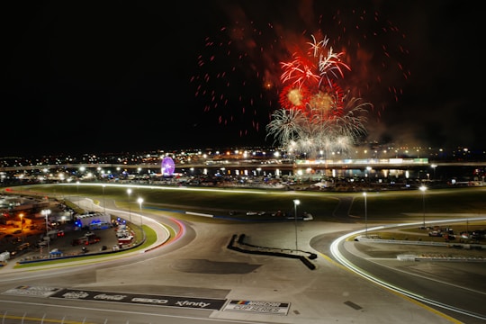 fireworks are lit up in the night sky