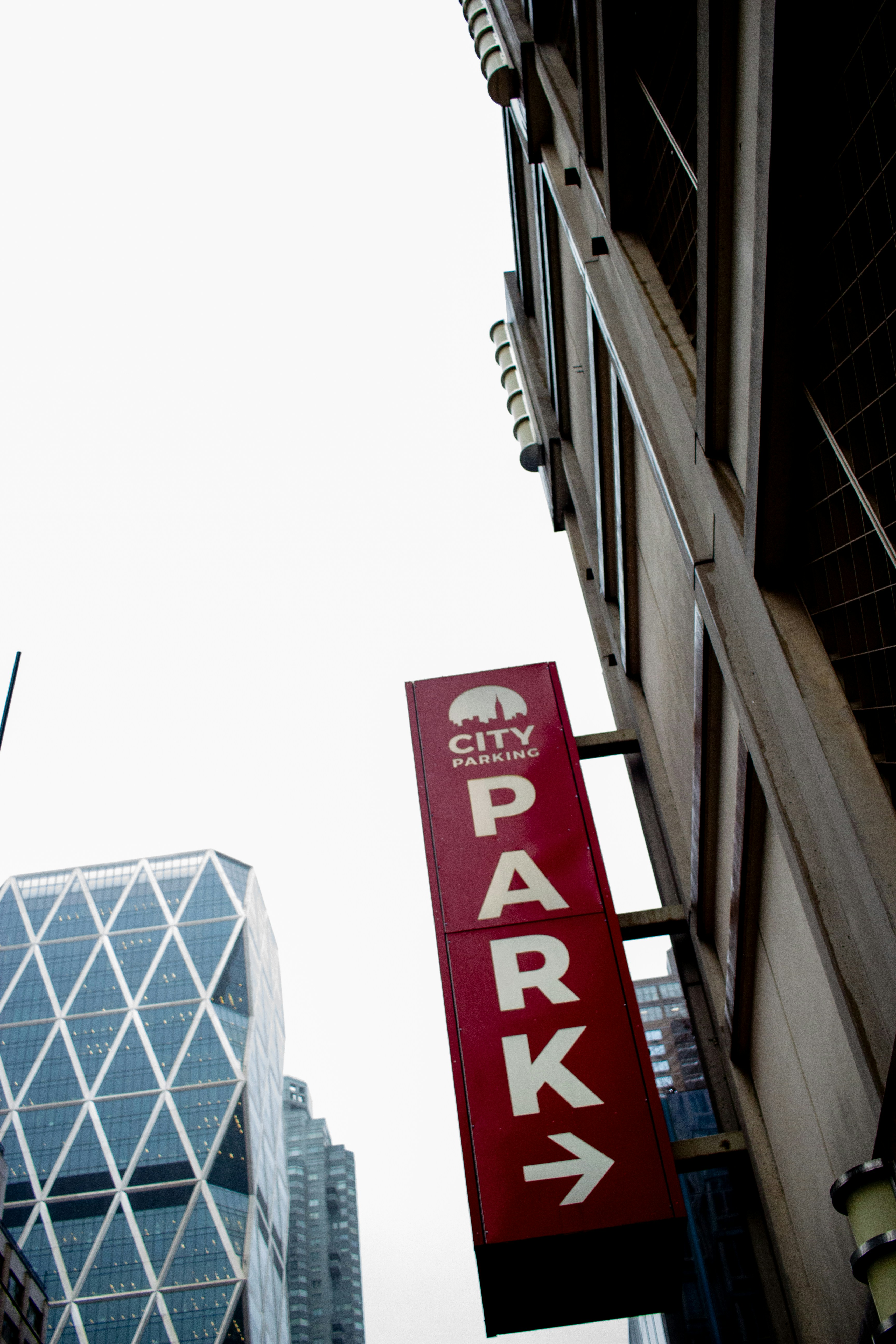 Scotiabank Maintains Sector Underperform on CVR Energy, Raises Price Target to $26