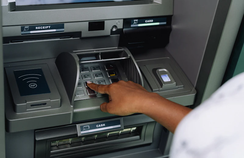 Mesin ATM CRM