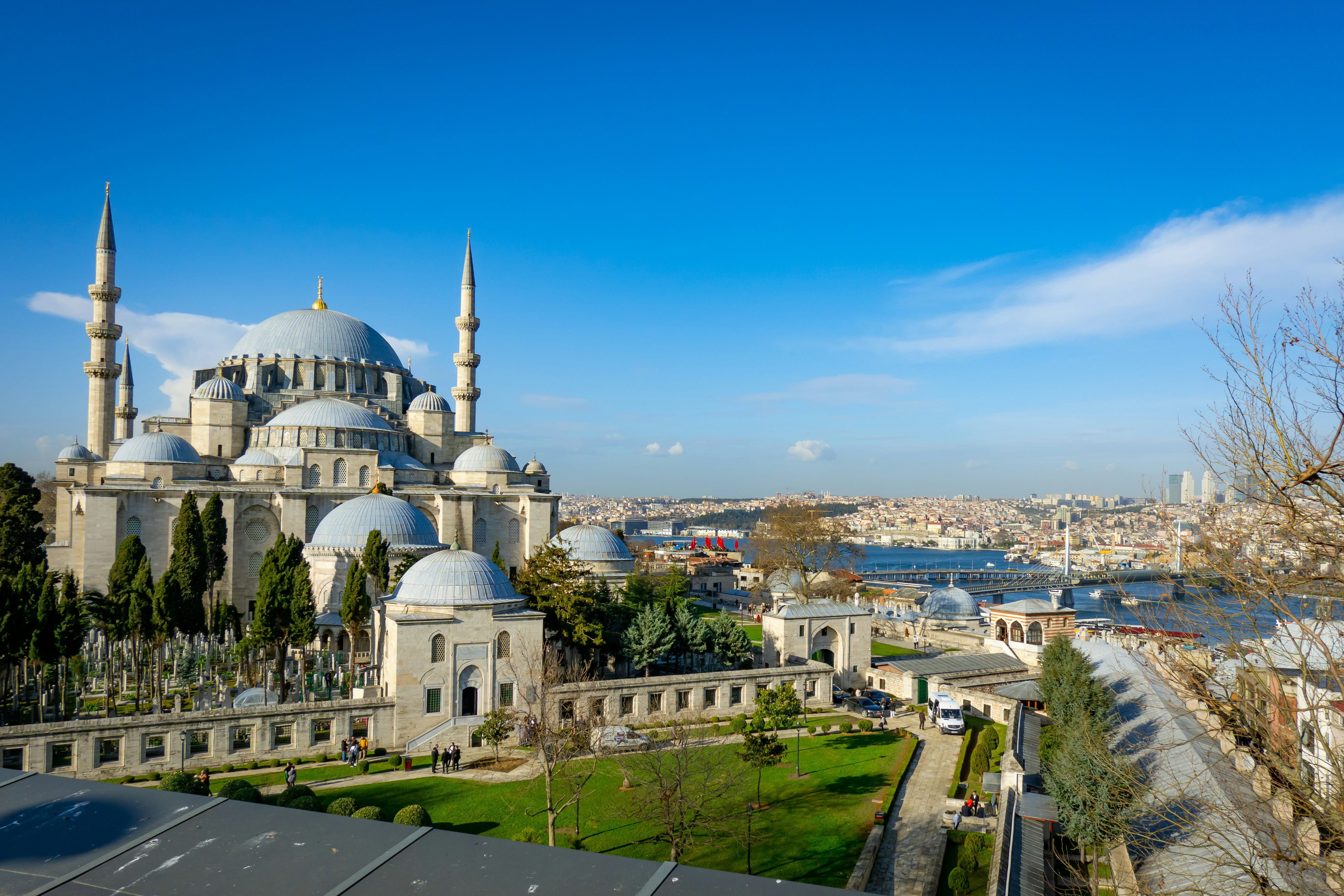 Exterior view of the Süleymaniye Mosque in Istanbul