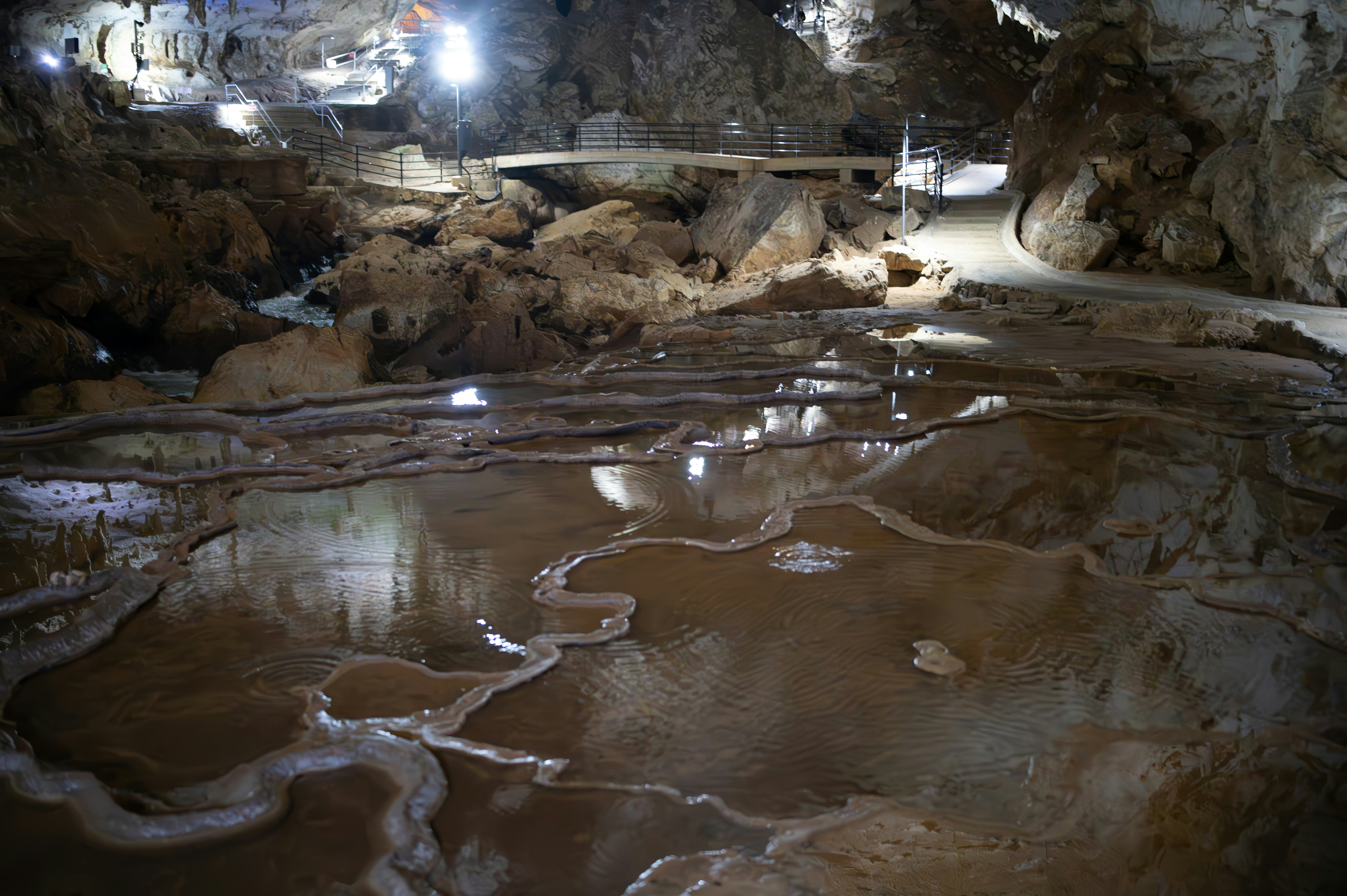 The Cave's Role in Groundwater Systems (image credits: unsplash)