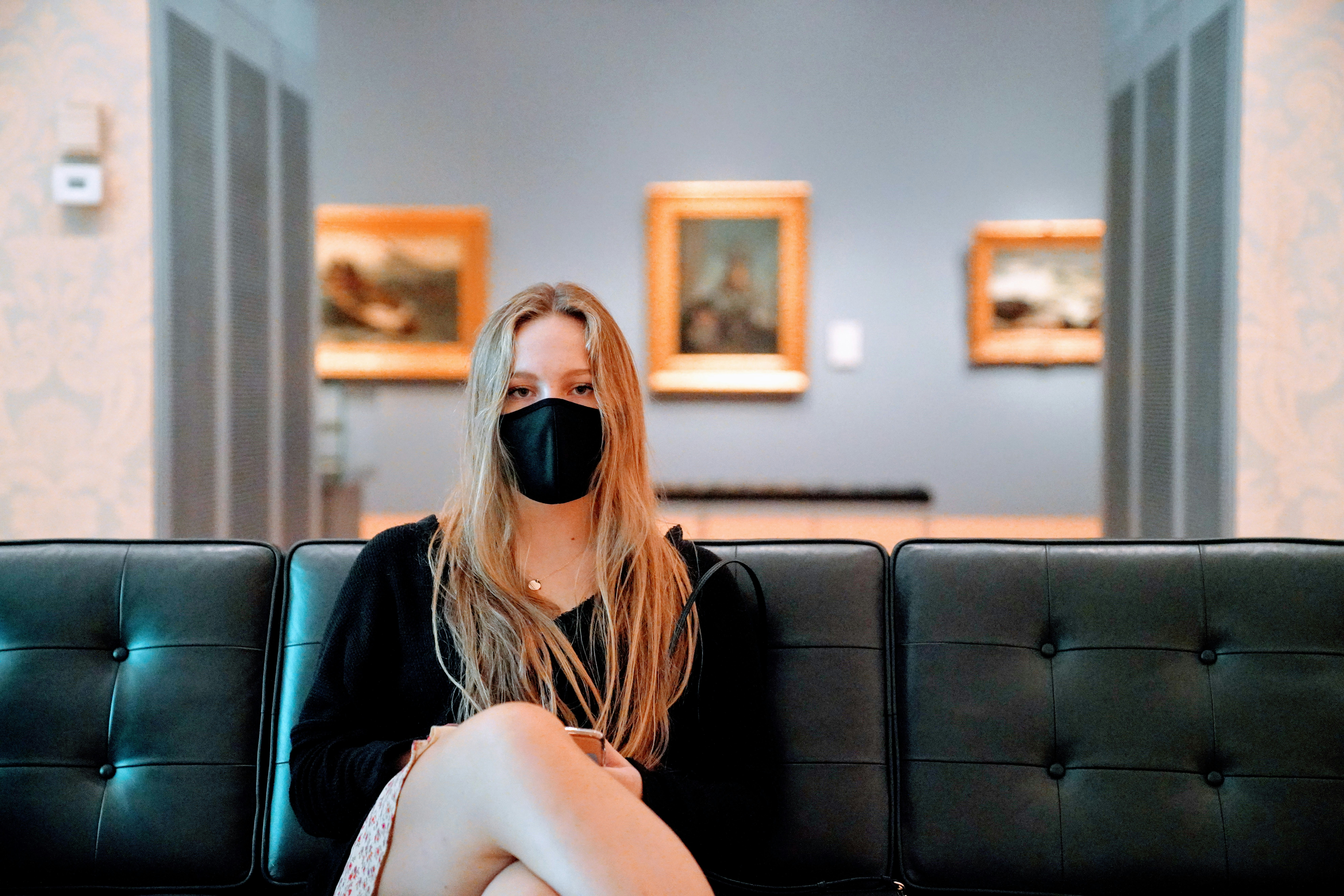 photo-1710208729246-66fa548a3c8d?ixid=M3wxMjA3fDB8MXxzZWFyY2h8MTF8fHBvcm4uZnJlZXxlbnwwfHx8fDE3NTE4NTU1OTB8MA\u0026ixlib=rb-4.1.0