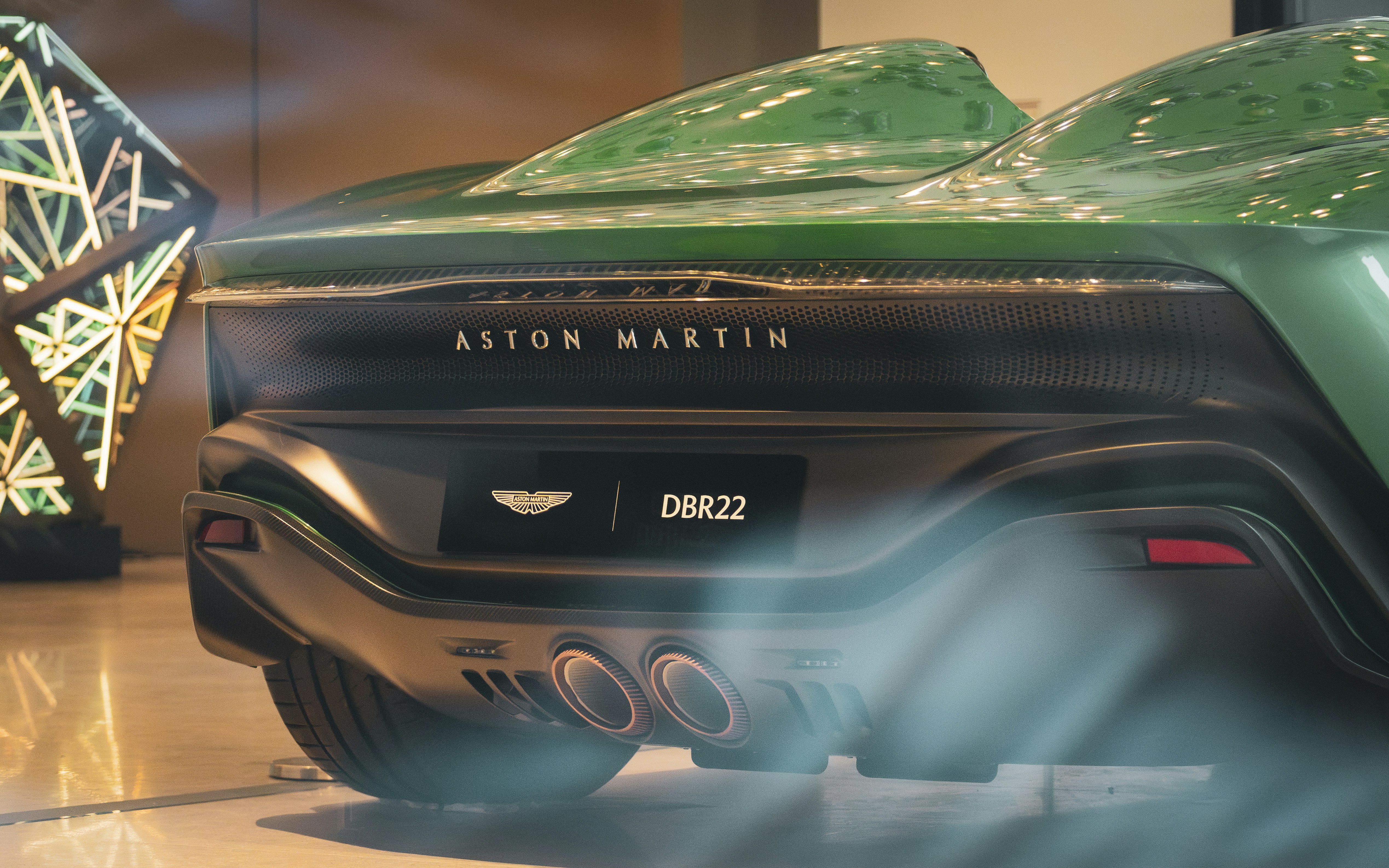 2026 Aston Martin DB12 S Interior: A Masterclass in High-Tech Safety and Luxury (2025 Preview)