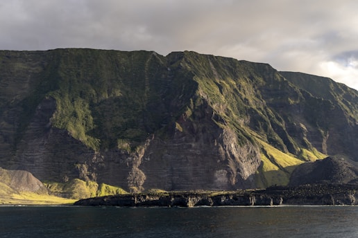 tristan da Cunha photo taken from a boat on a holiday planned by Francesco Margaretini