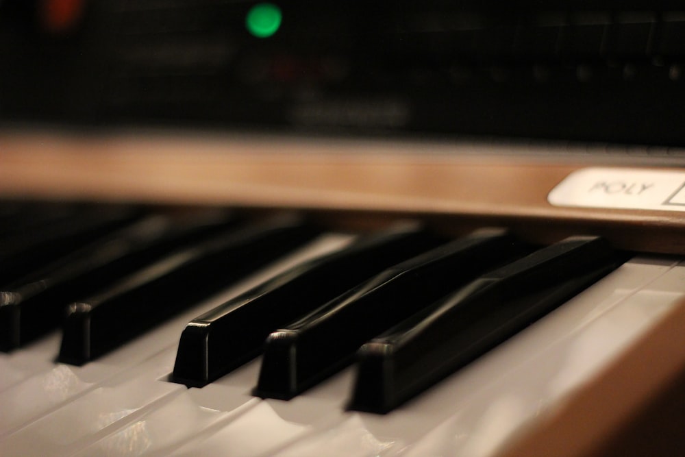 a close up of the keys of a piano