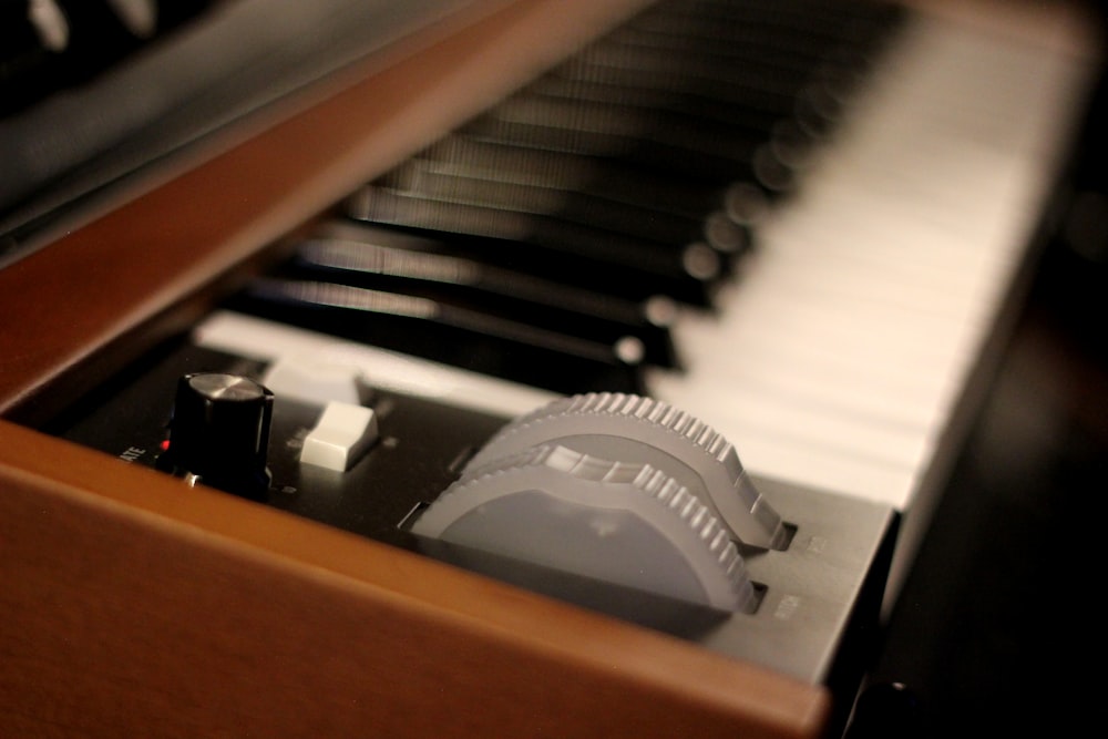 a close up view of a piano keyboard