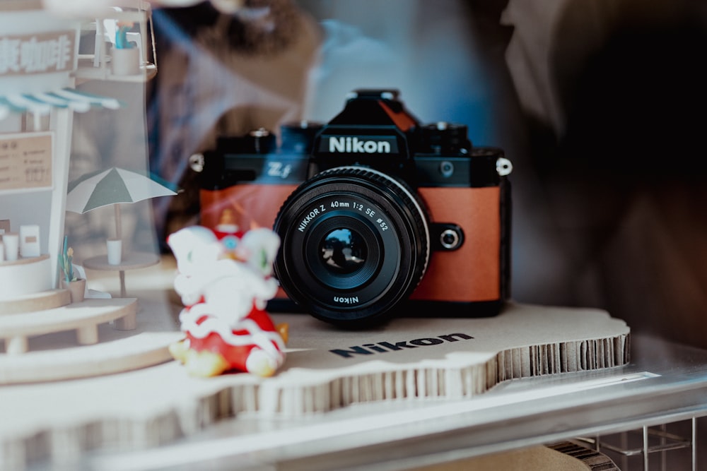 a camera sitting on top of a table