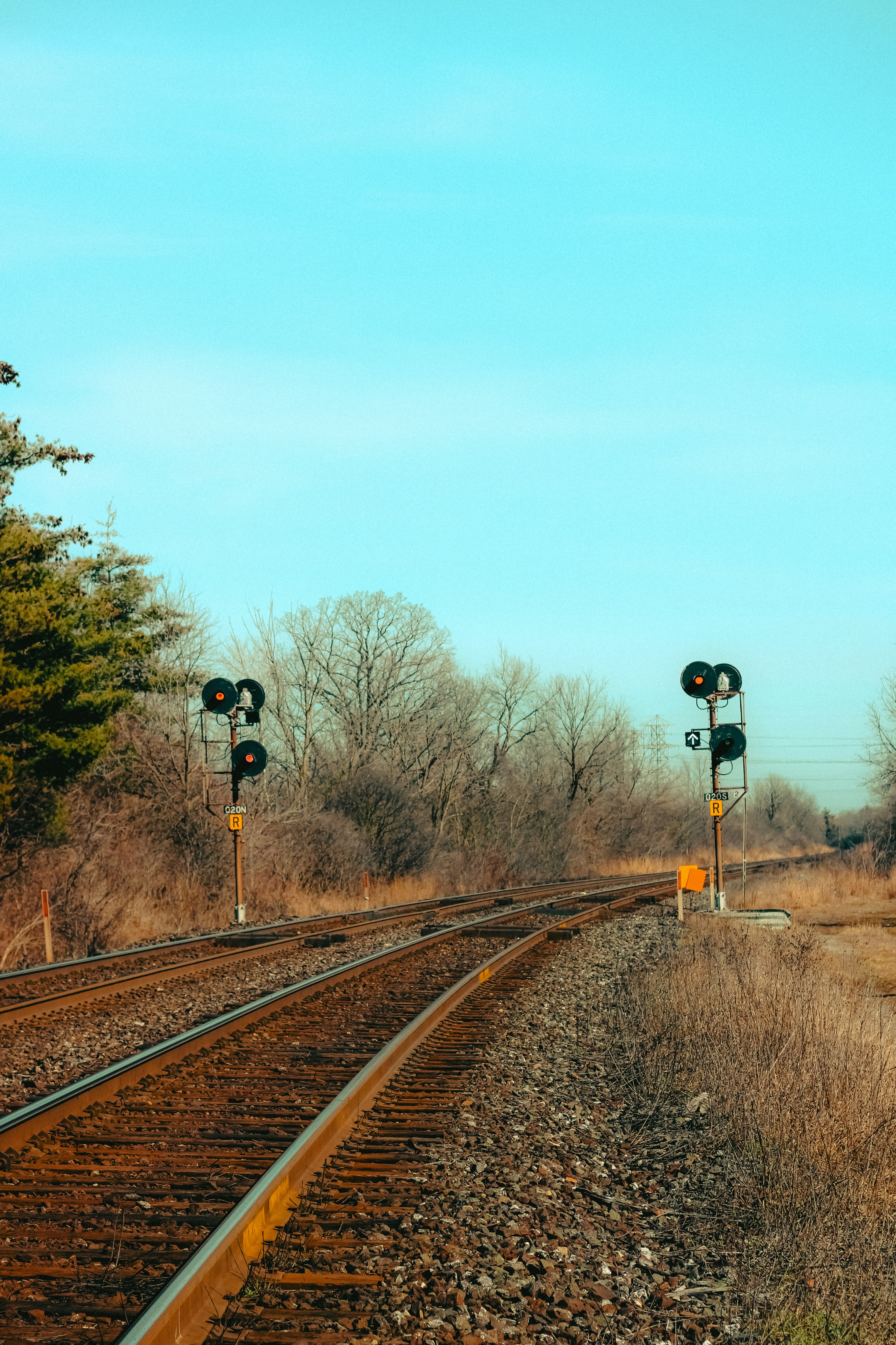 철도 건널목 신호의 사진 | 로열티 프리 이미지 및 고해상도 사진 다운로드 | cizucu, image size:3000x4500