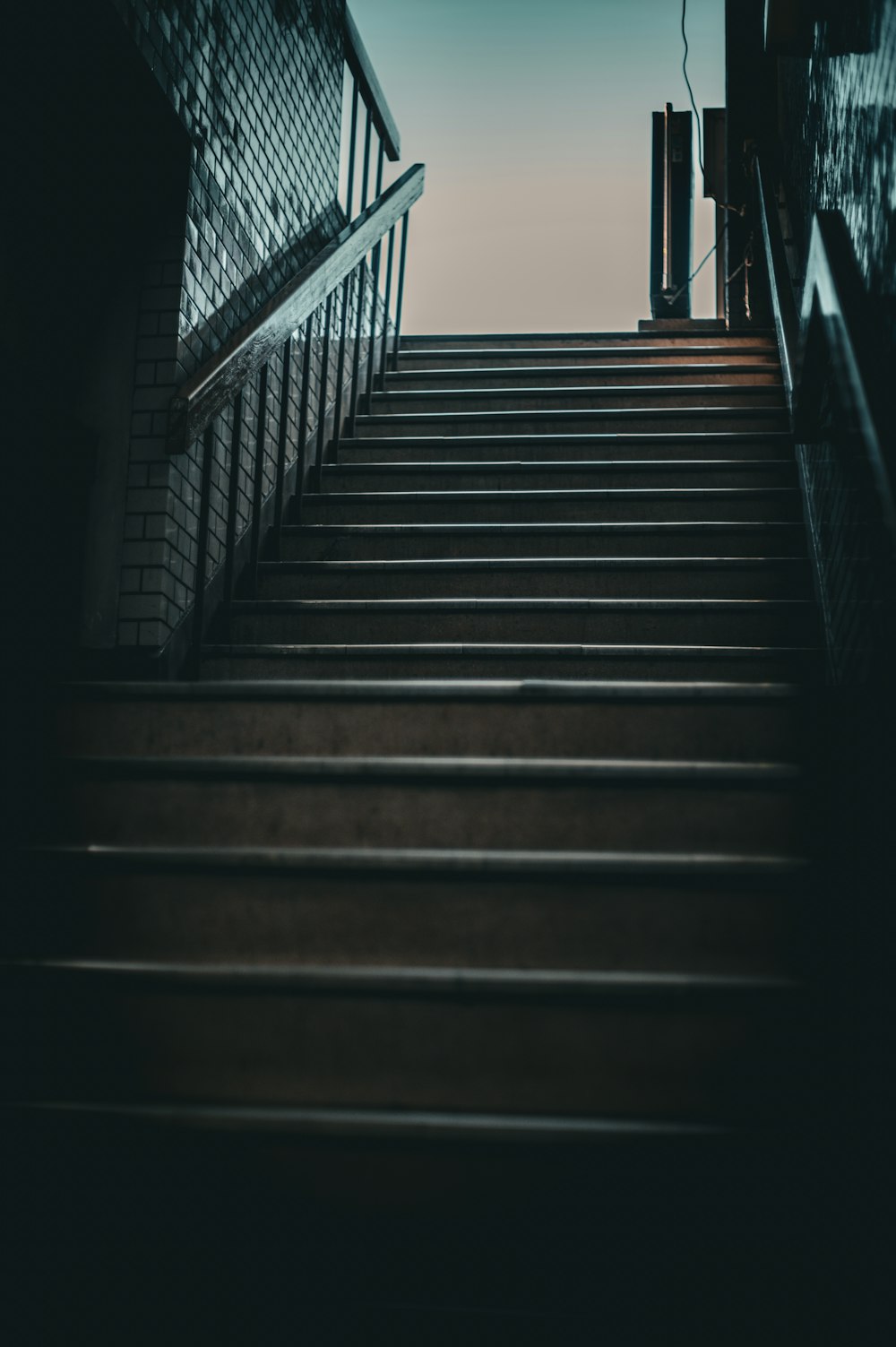 a set of stairs leading up to the top of a building