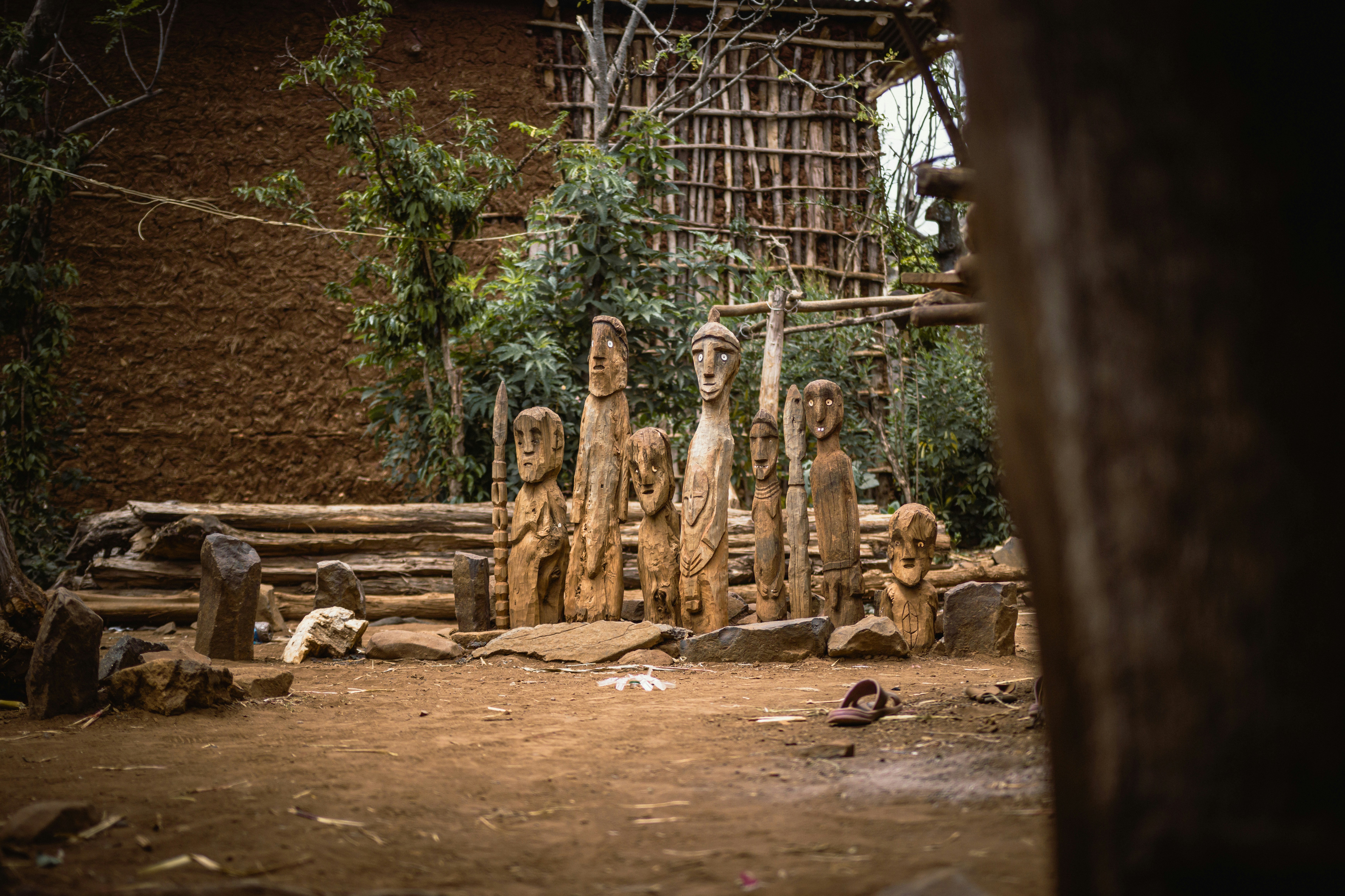 Non Nuoc Carving Village