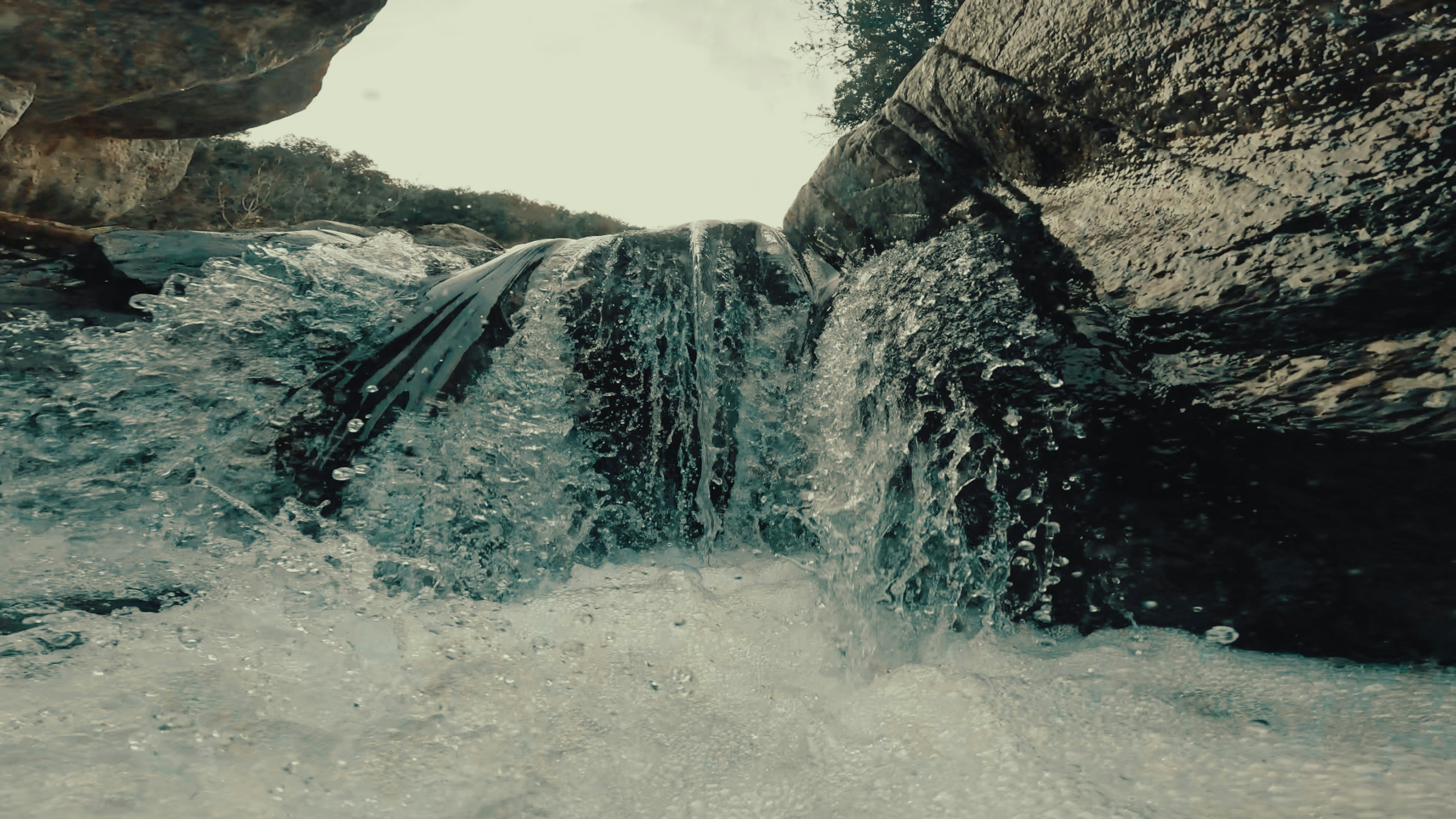 终极弱势：比特币在$100K获得支撑，要抄底吗？