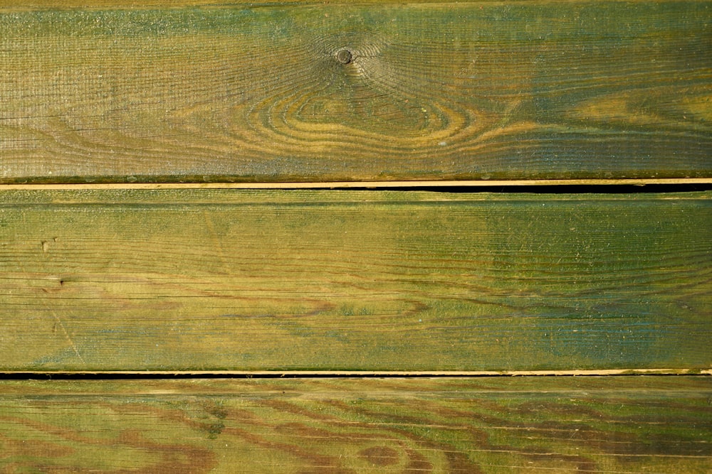 une vue rapprochée d’une surface en bois