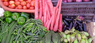 a pile of vegetables sitting next to each other