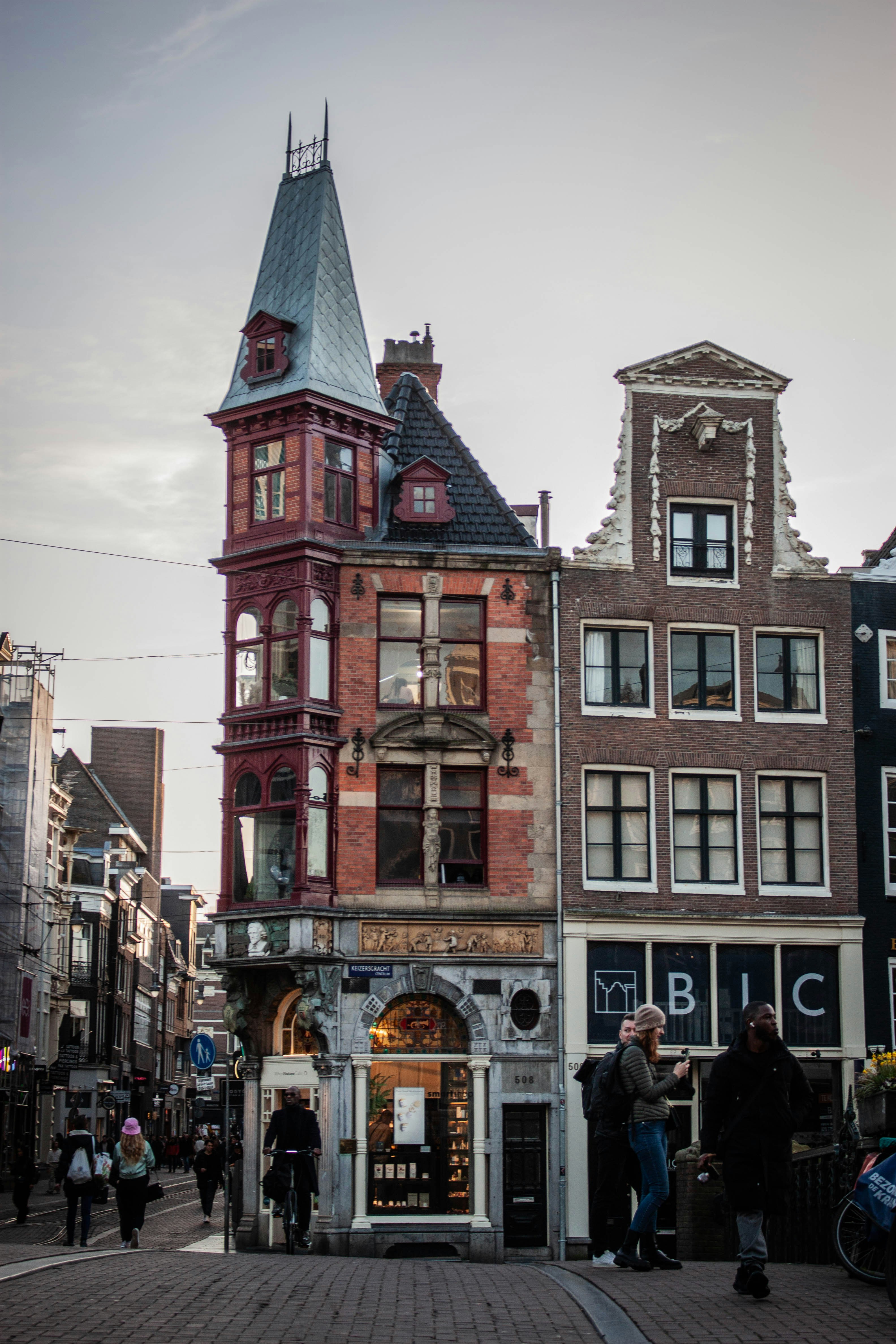 Photo by kamillaisalieva