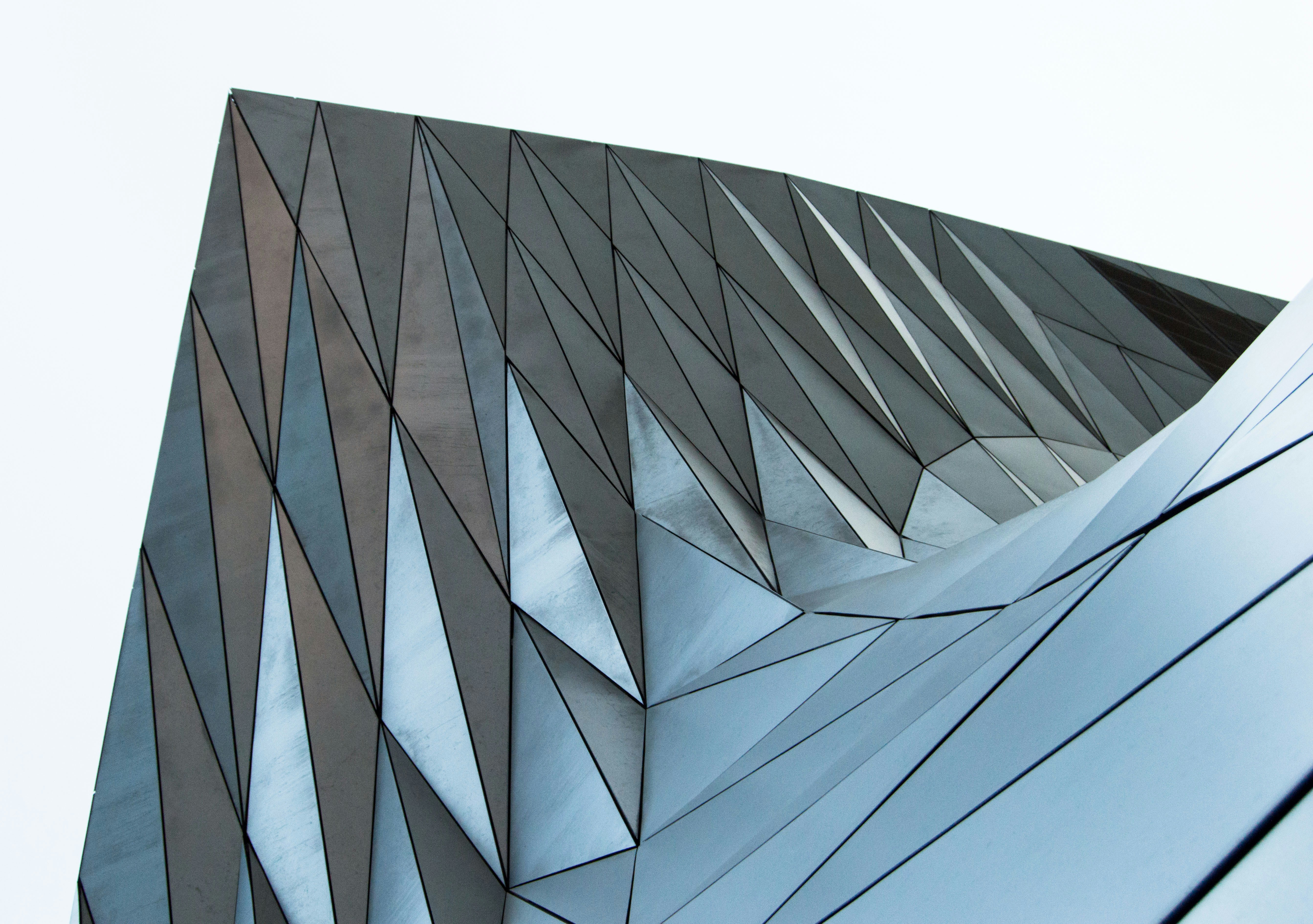 Photo by lucasgallone