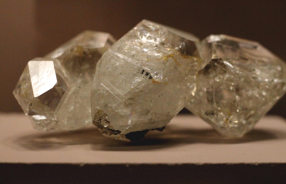 a group of crystals sitting on top of a table