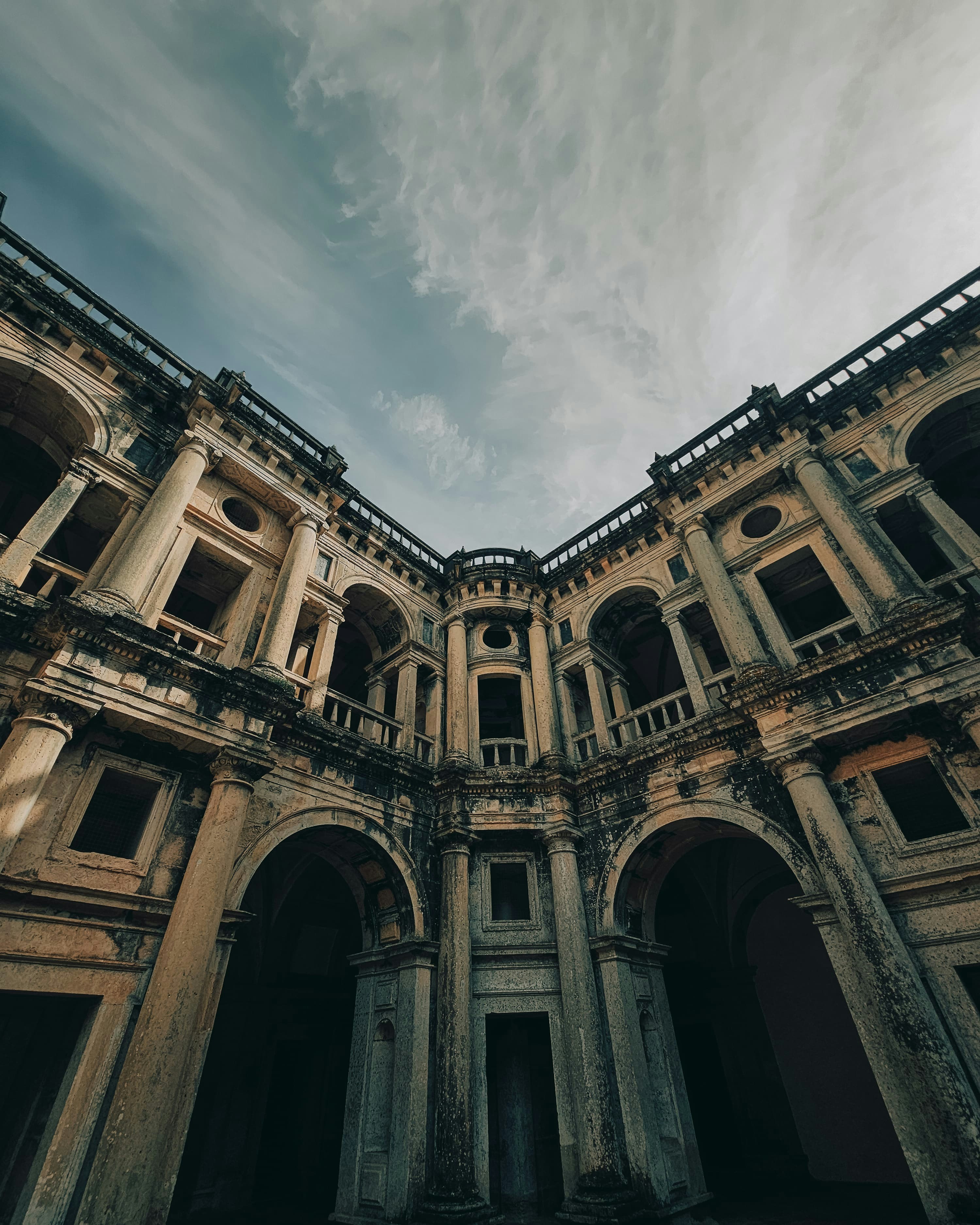 Photo by mateusroso