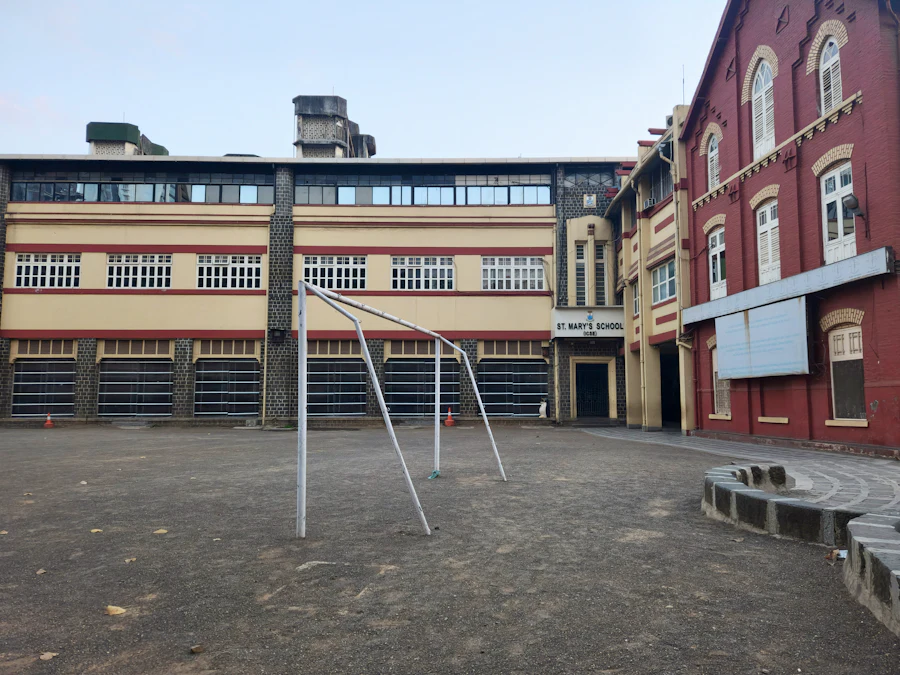 Education campus building with open ground