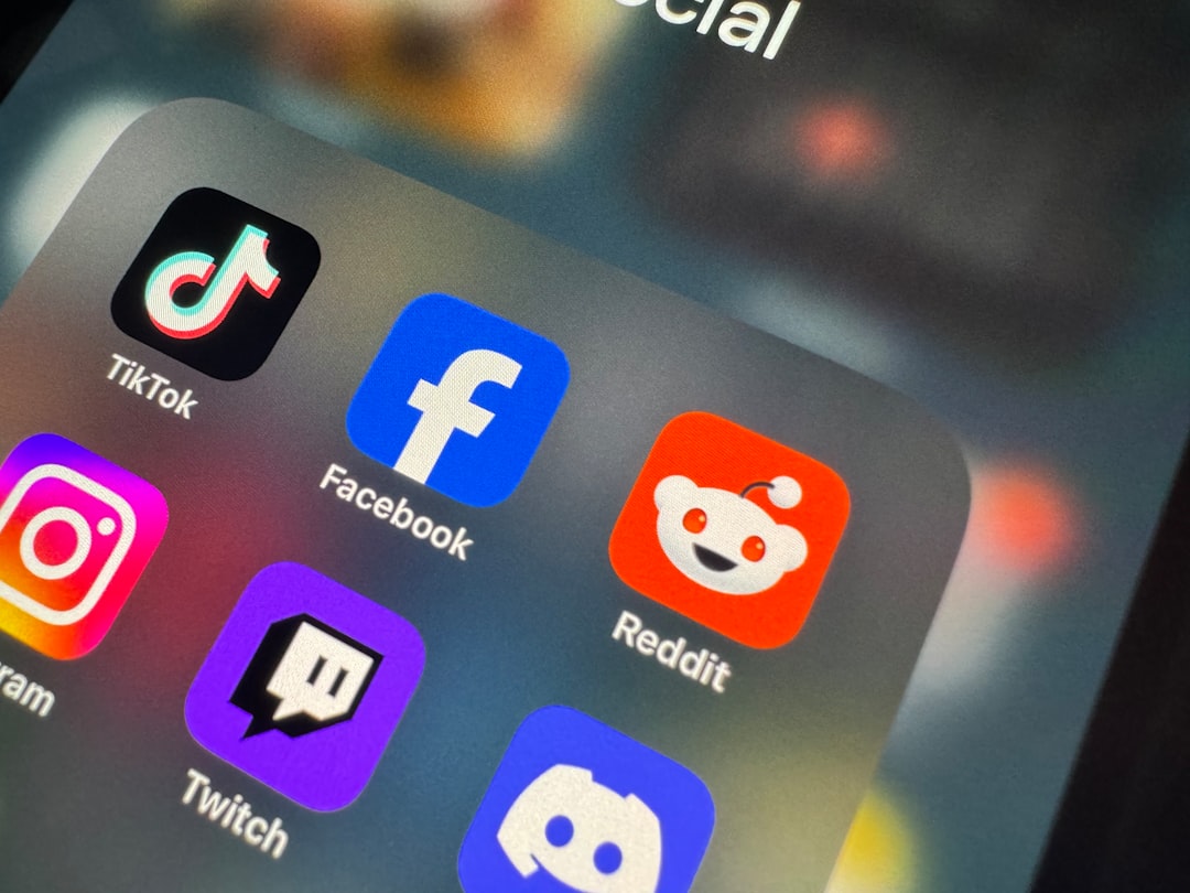 How to Use QR Codes for Business Marketing: Custom Colors, Logos, and Scan Tracking