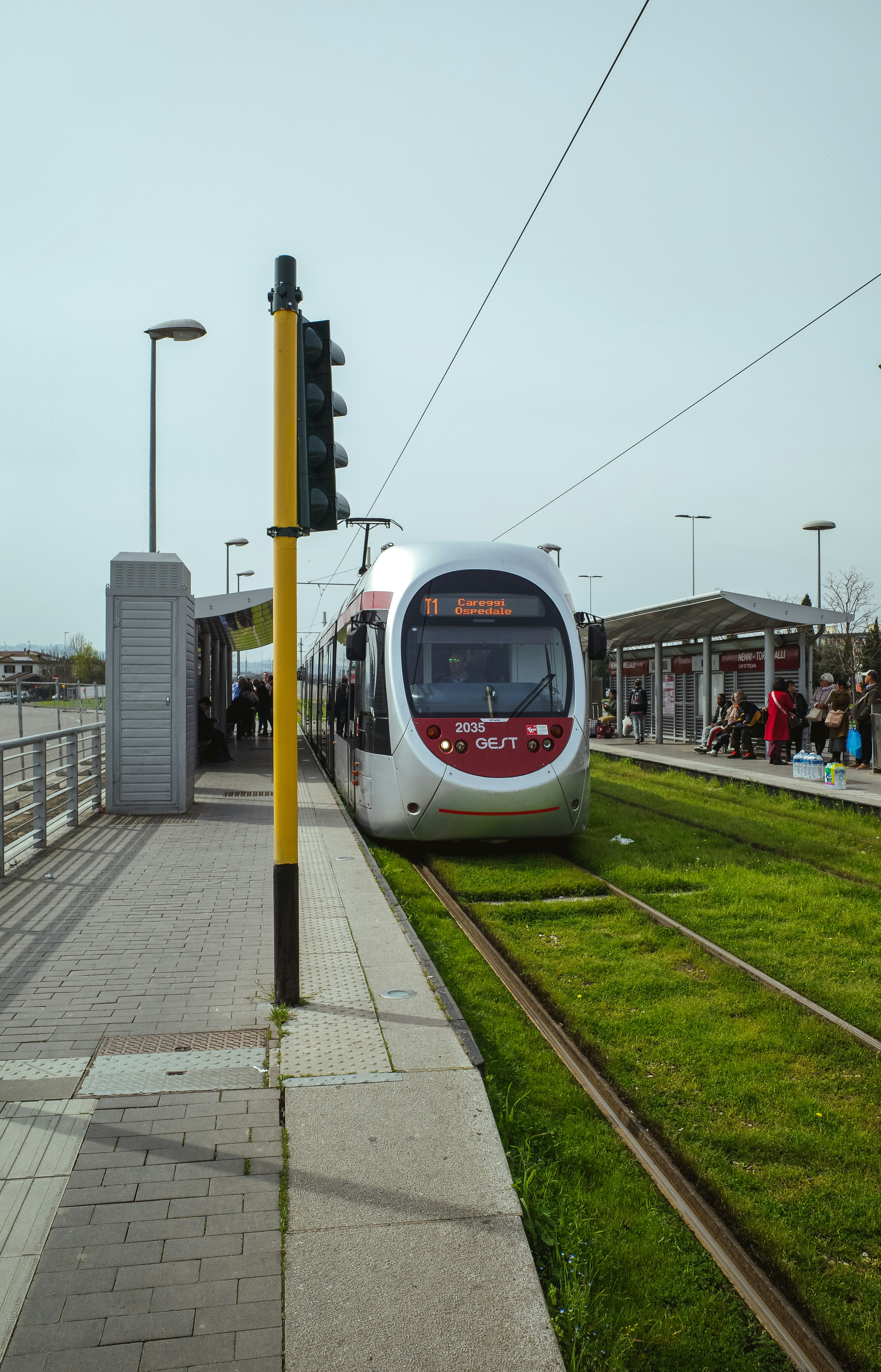 Photo by lorenzosardelli