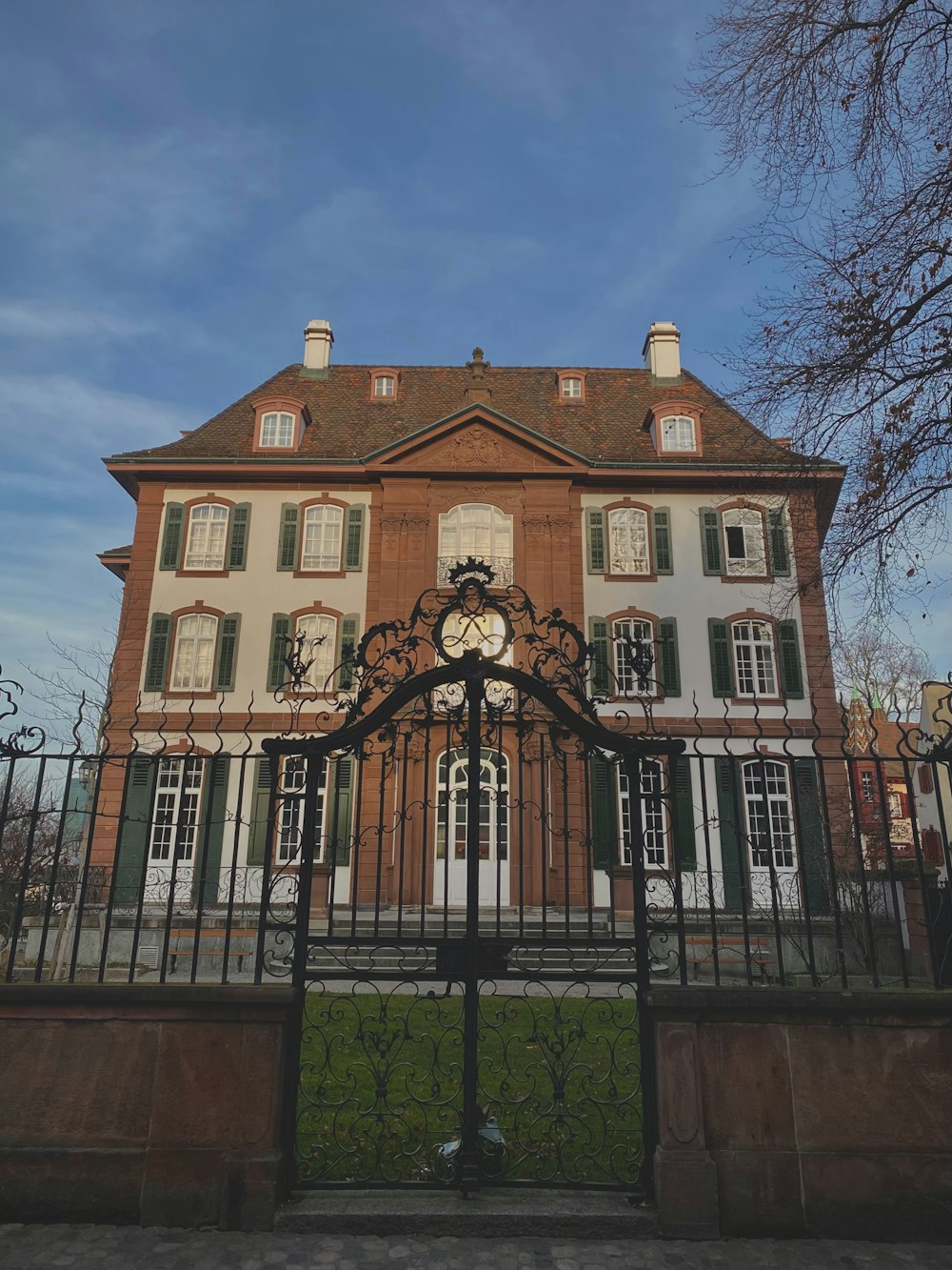 a large building with a clock on the front of it