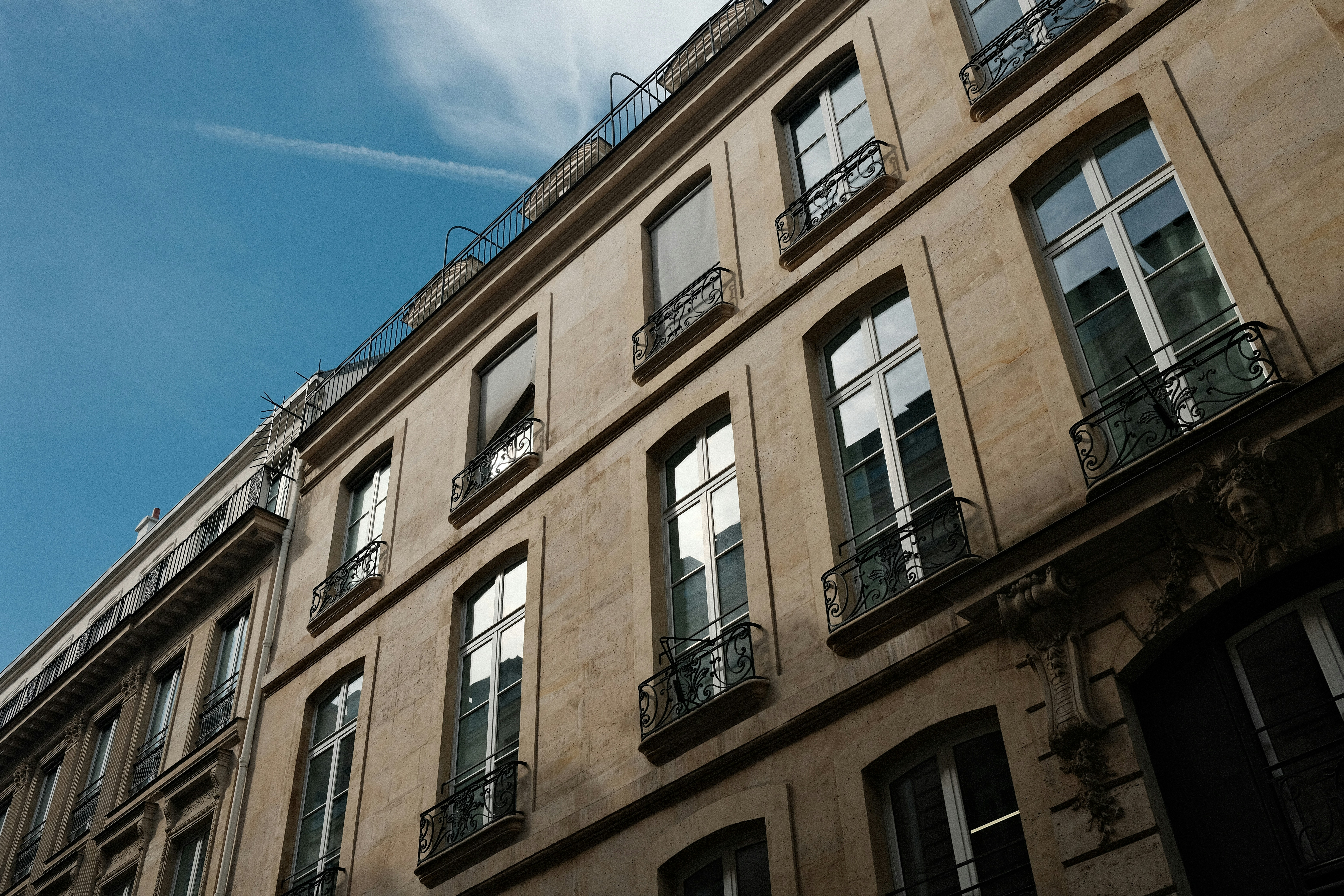 Photo by valentinlacoste