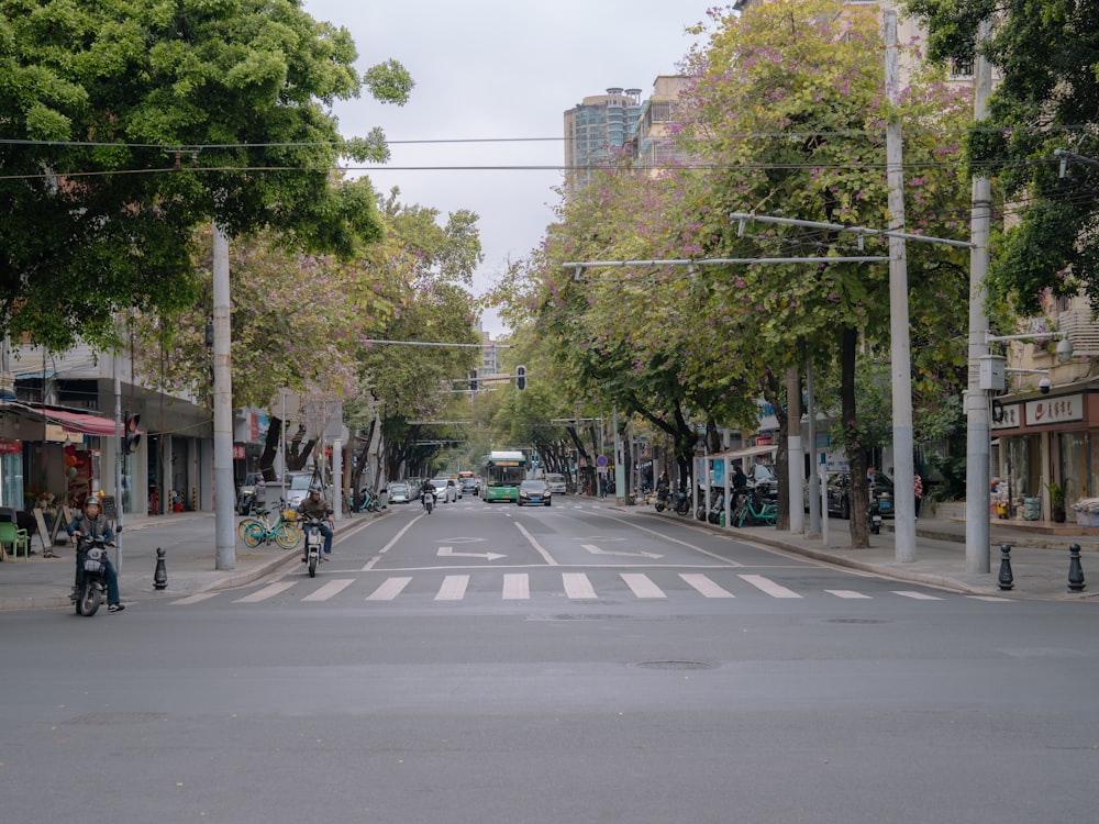 a city street filled with lots of traffic