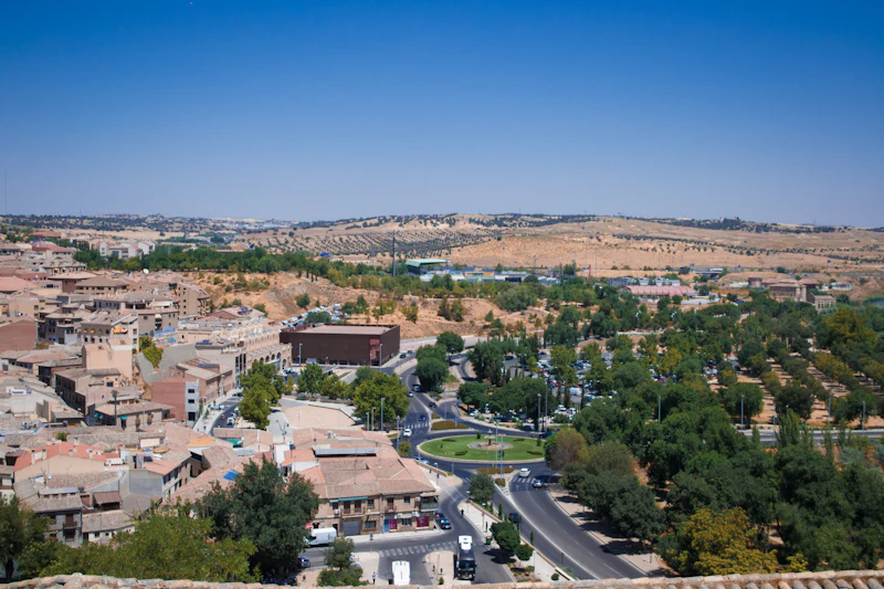 Best Neighborhoods to Stay in Toledo: Where to Book and What to Expect