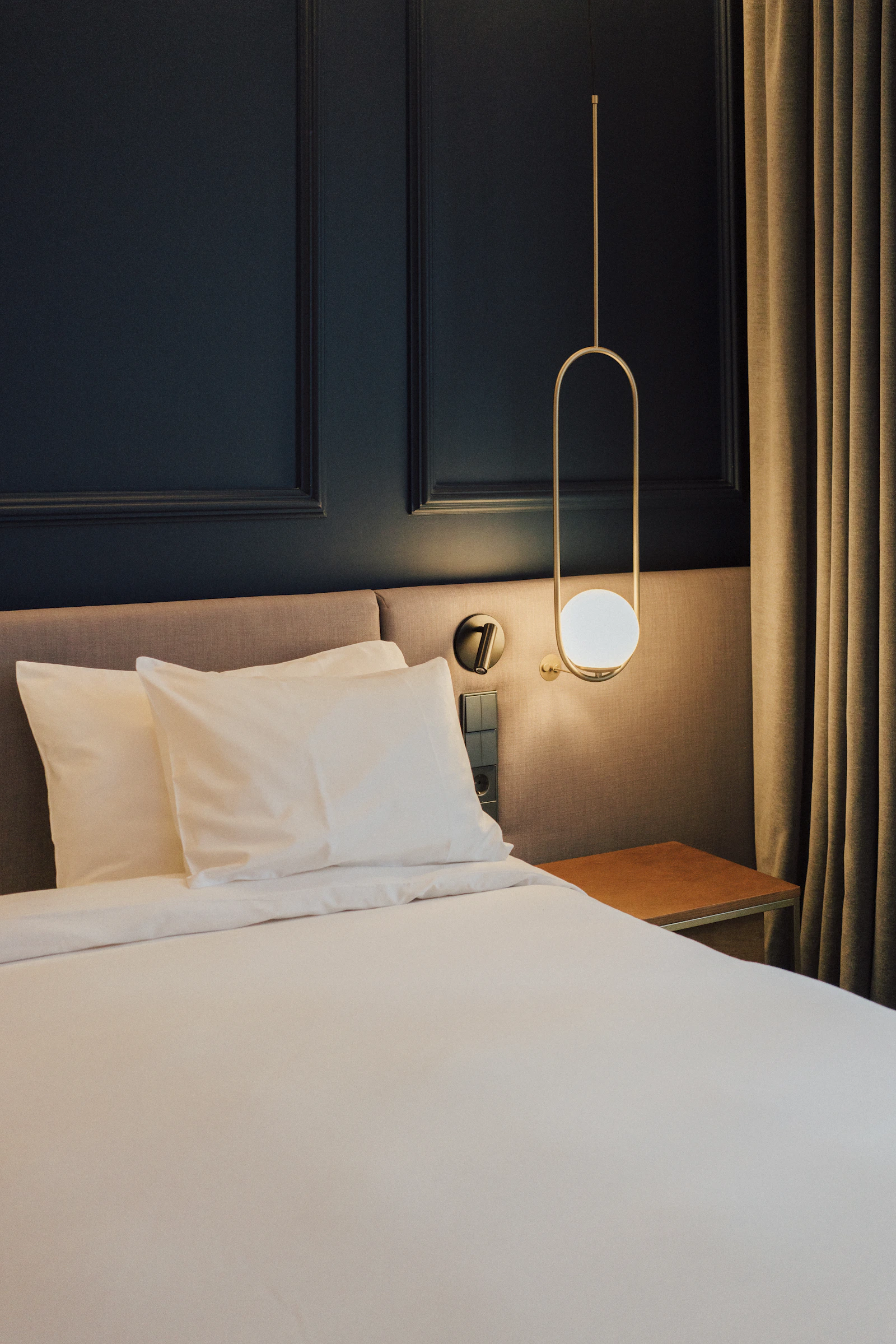 mở tài khoản booking