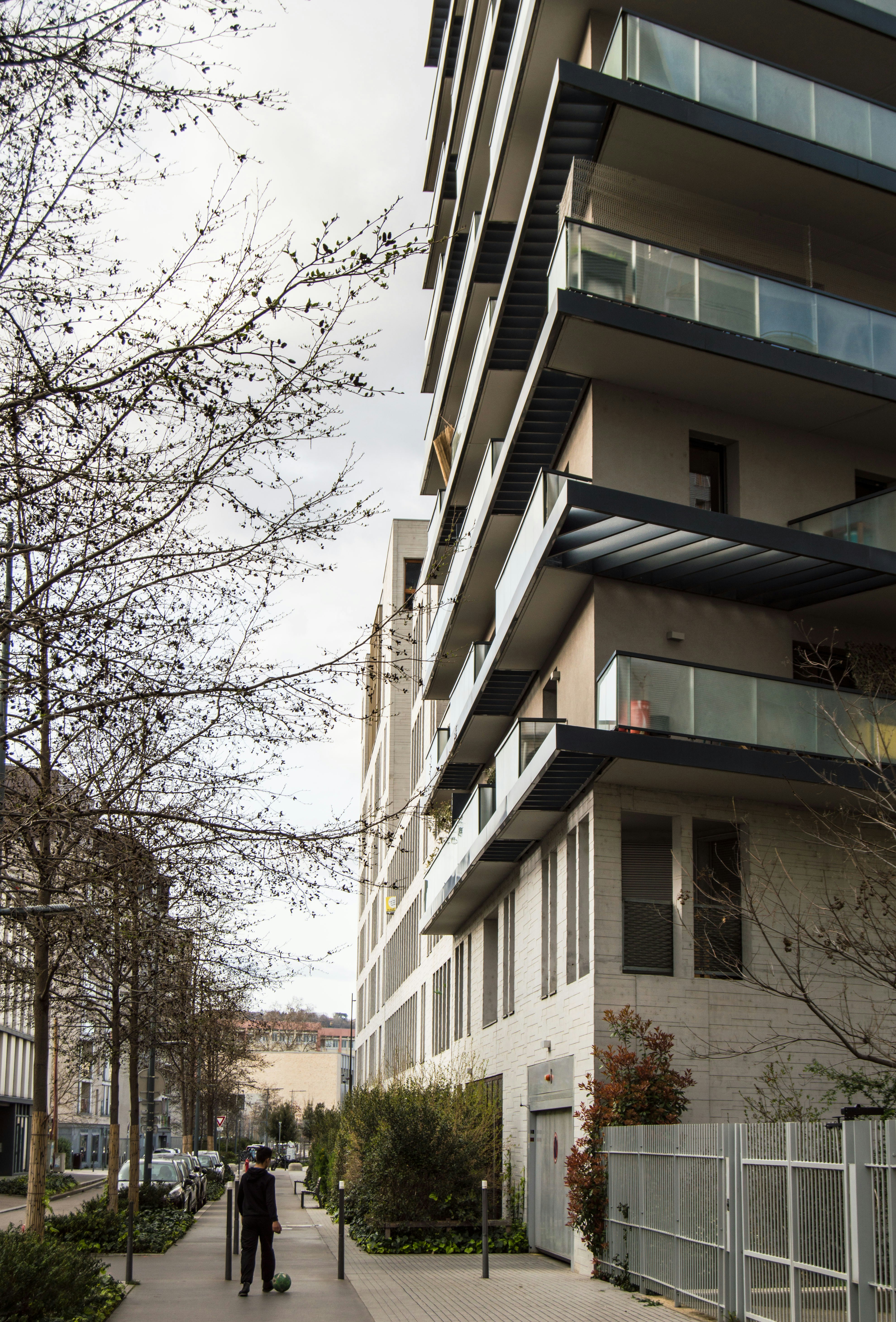 Photo by lucasgallone