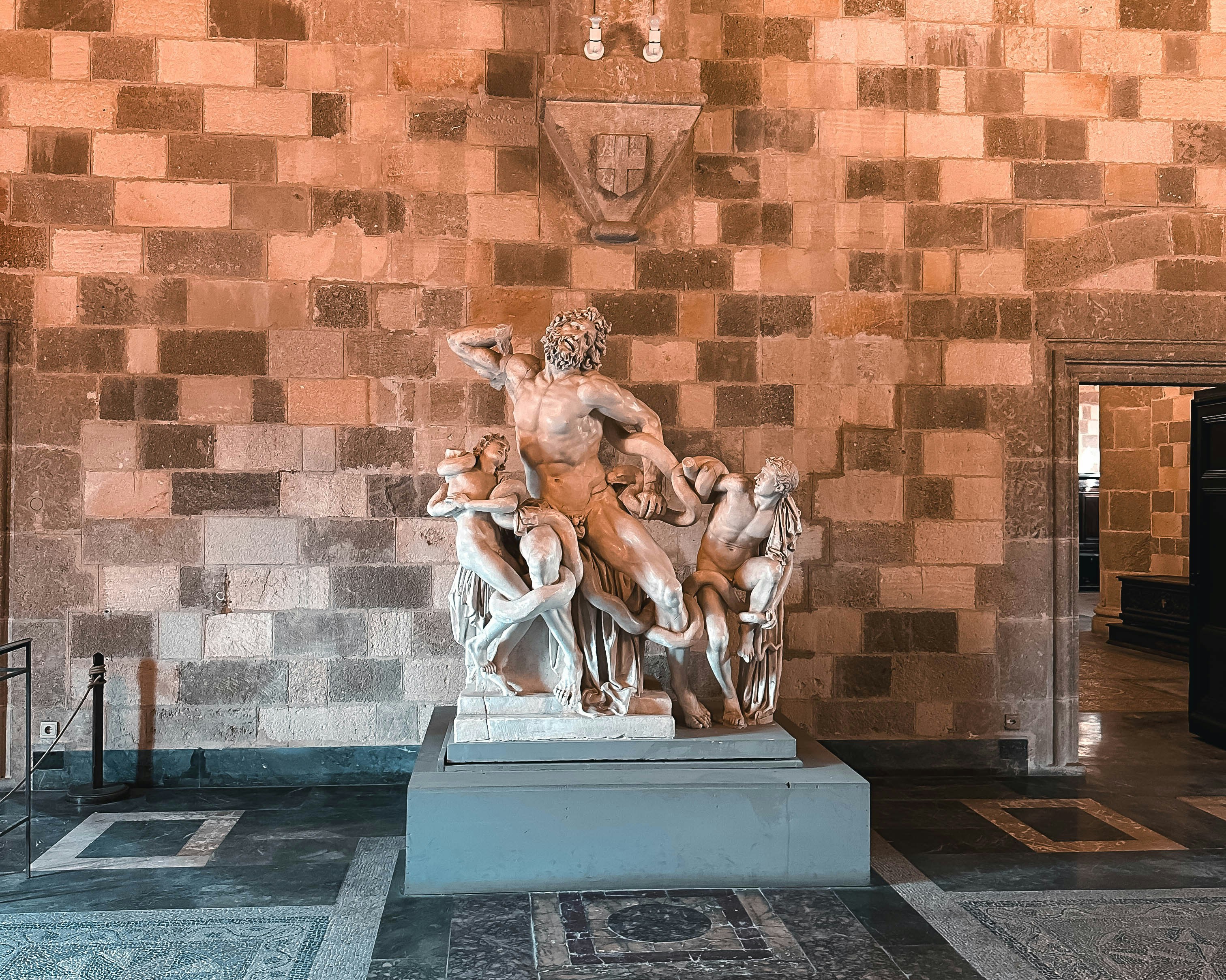 📸 Enter a world of opulence and history as you wander through the majestic rooms of the Palace of the Grand Master in Rhodes. Each chamber is a treasure trove of intricate design and timeless elegance, where the whispers of knights and nobility still linger in the air.