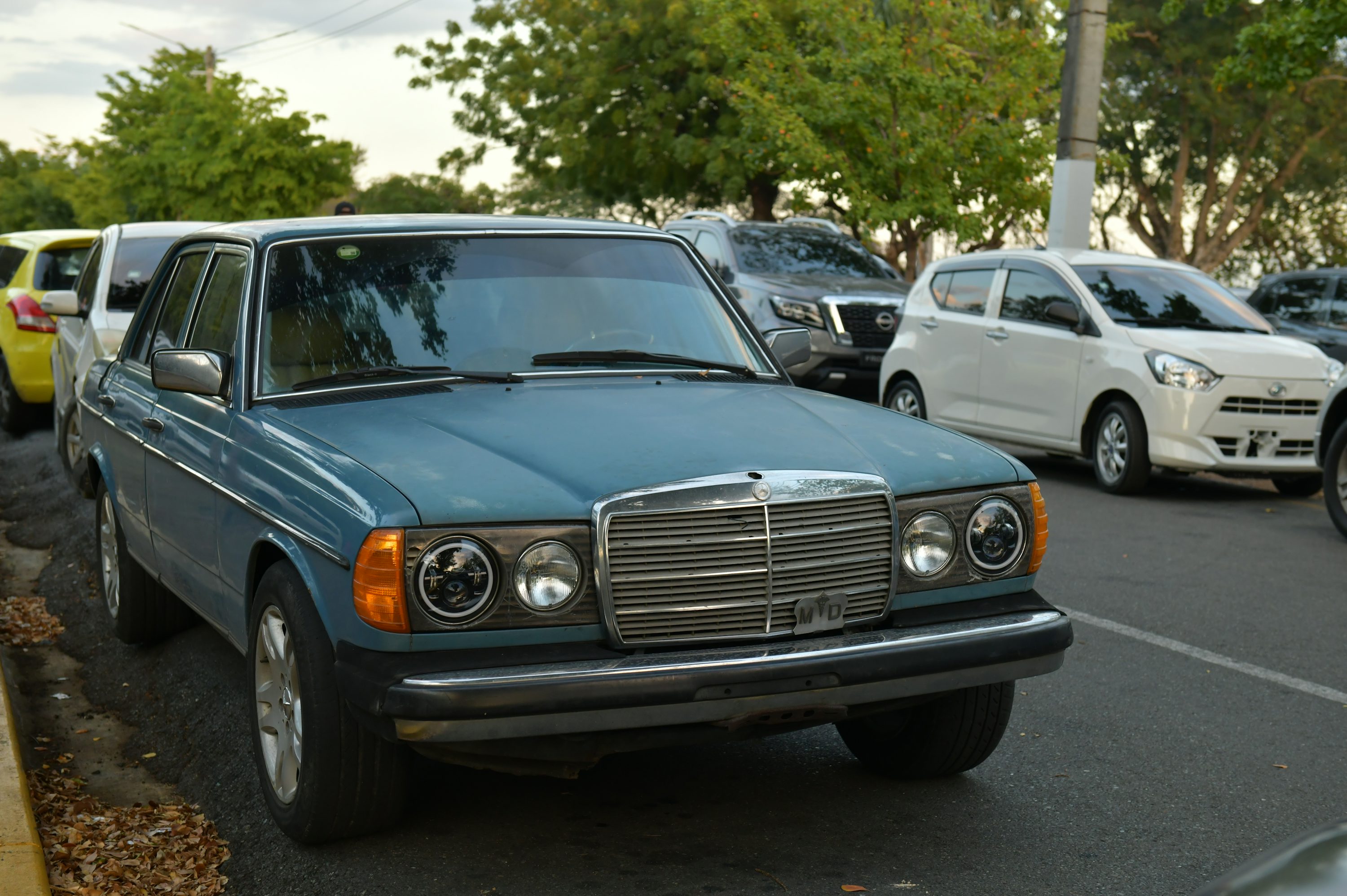 a blue mercedes benz benz benz benz benz benz benz benz benz benz benz benz benz