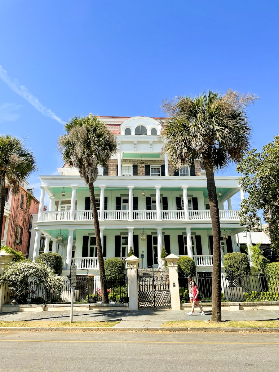 Historic Charleston single house with tiered piazza on Tradd Street