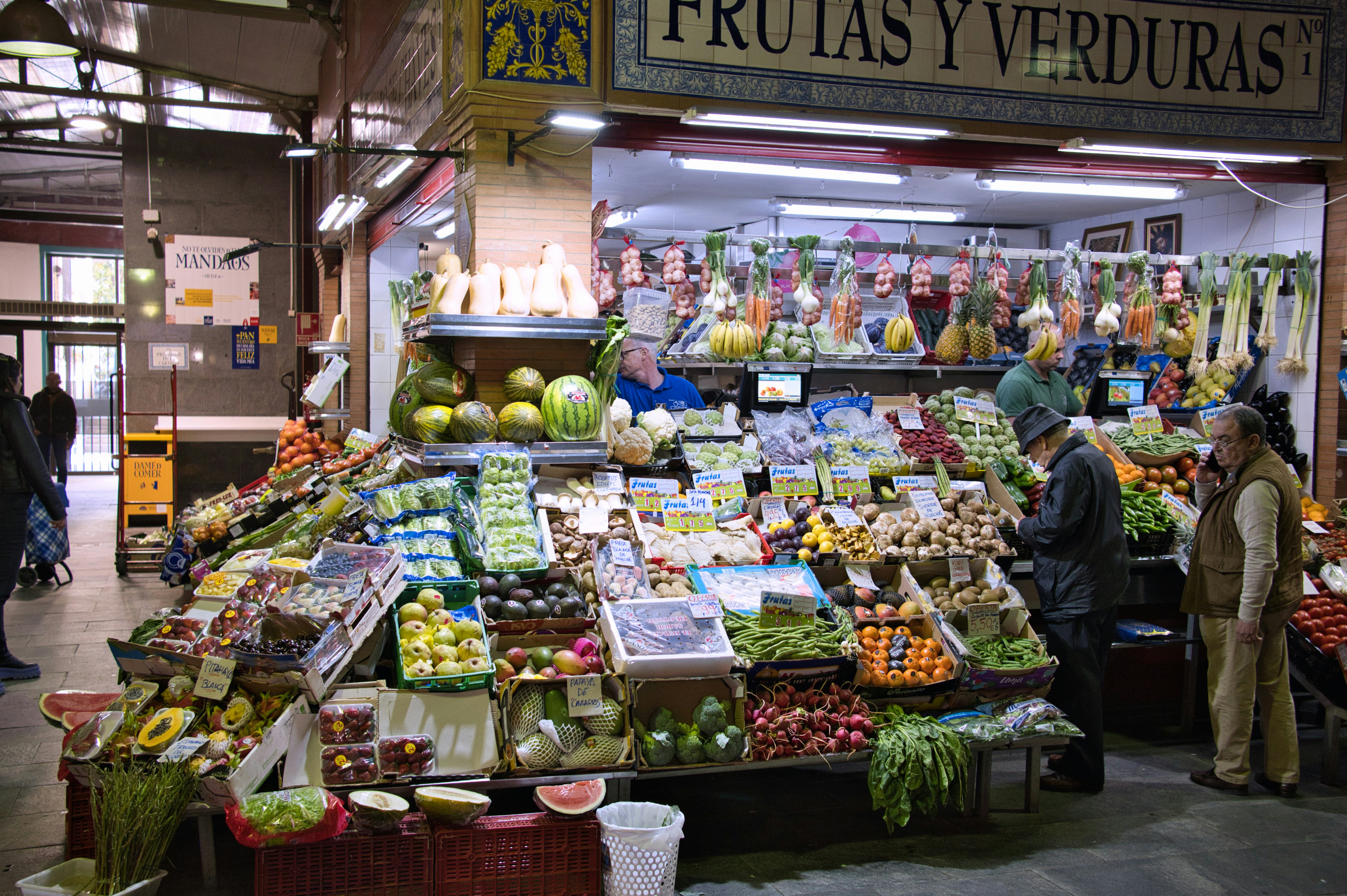Ingredientes frescos para ESPINAZO DE CERDO 