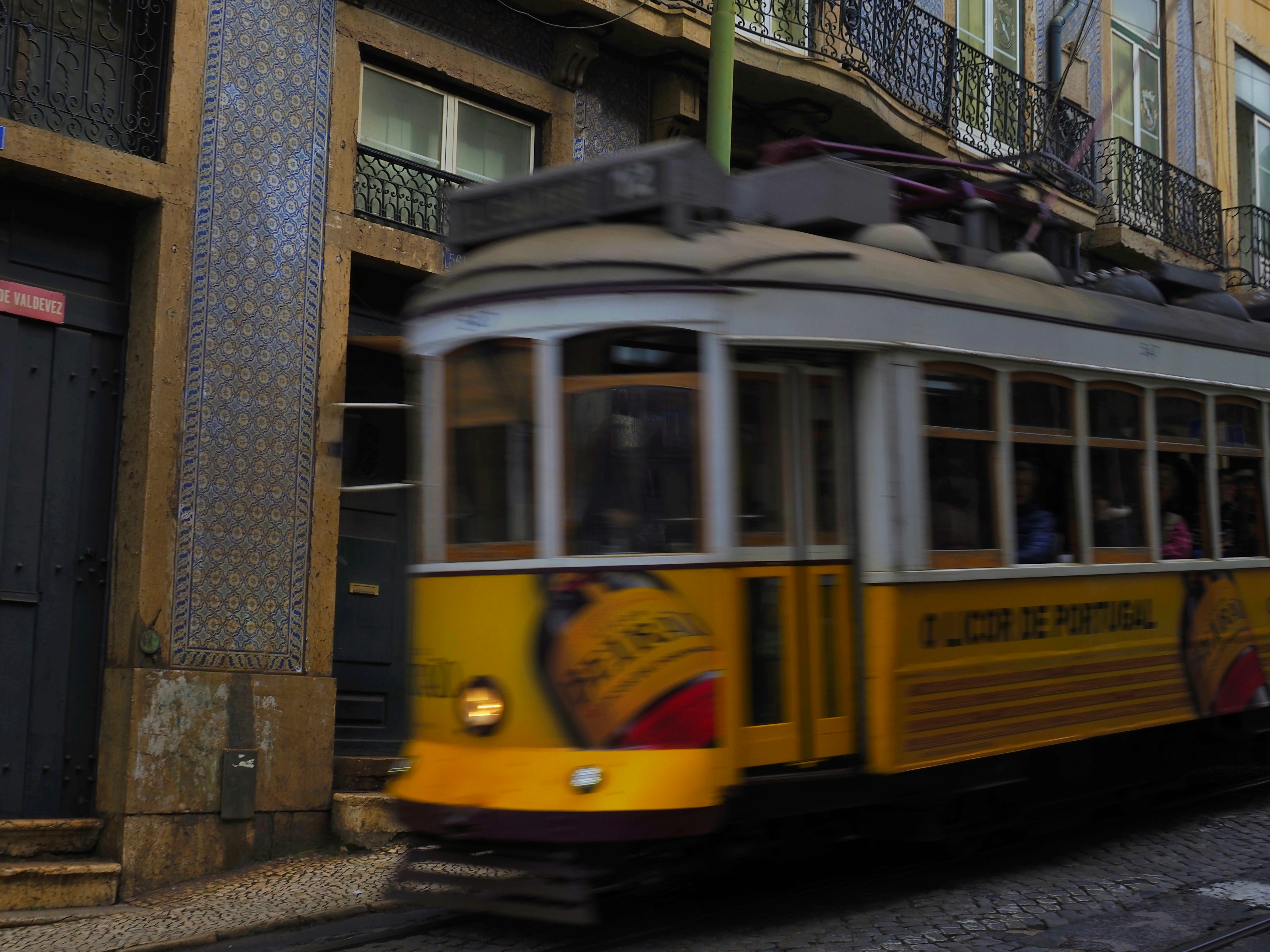 Traveler in a city using phone data for navigation and planning, representing eSIM use in Chile