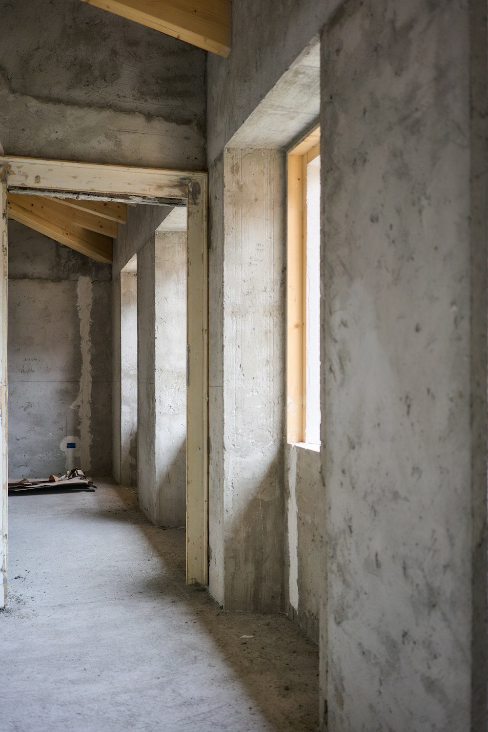 a room that is under construction with concrete walls