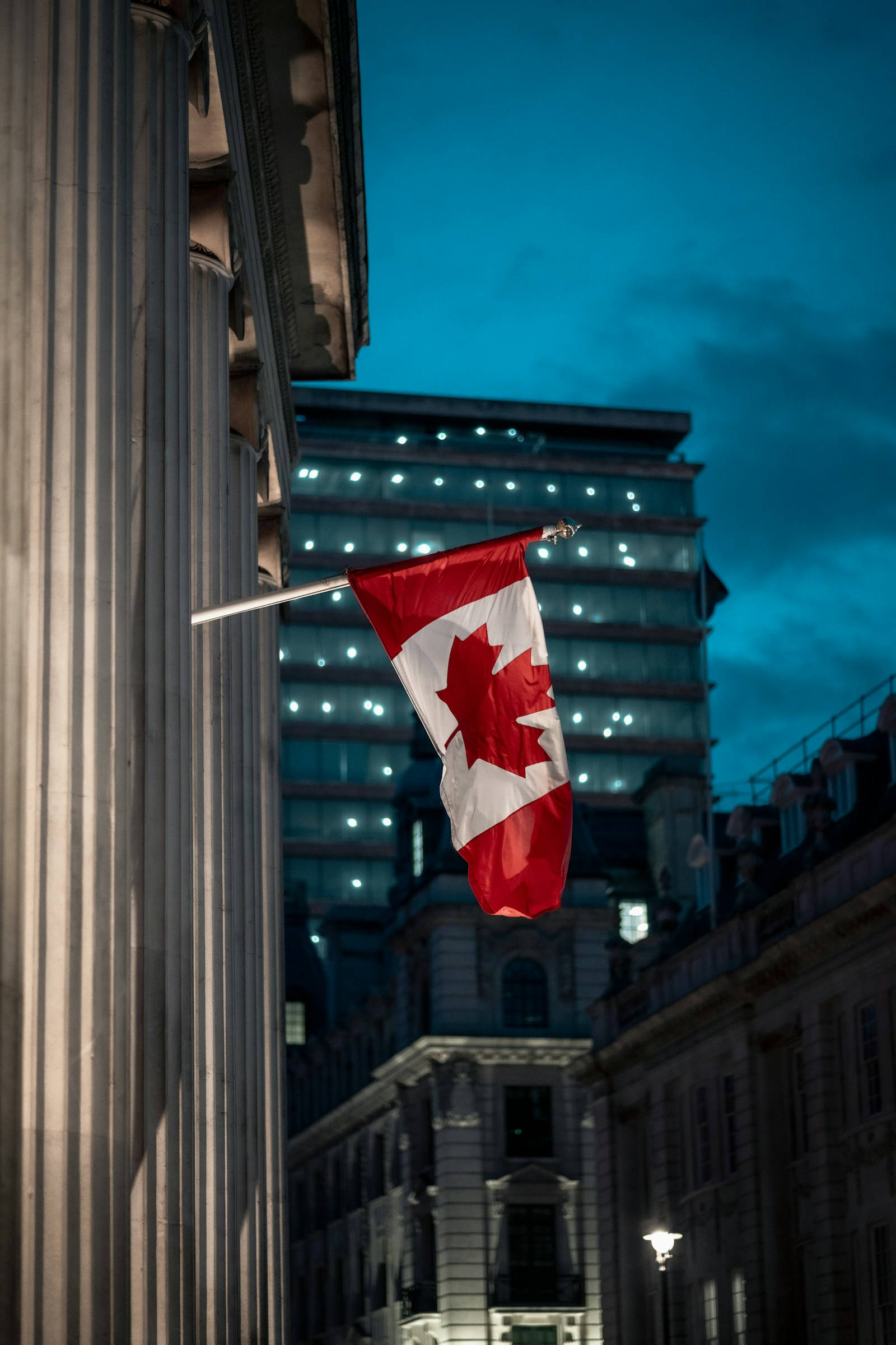 Bank of Canada Keeps Rates Unchanged: Insight and Implications