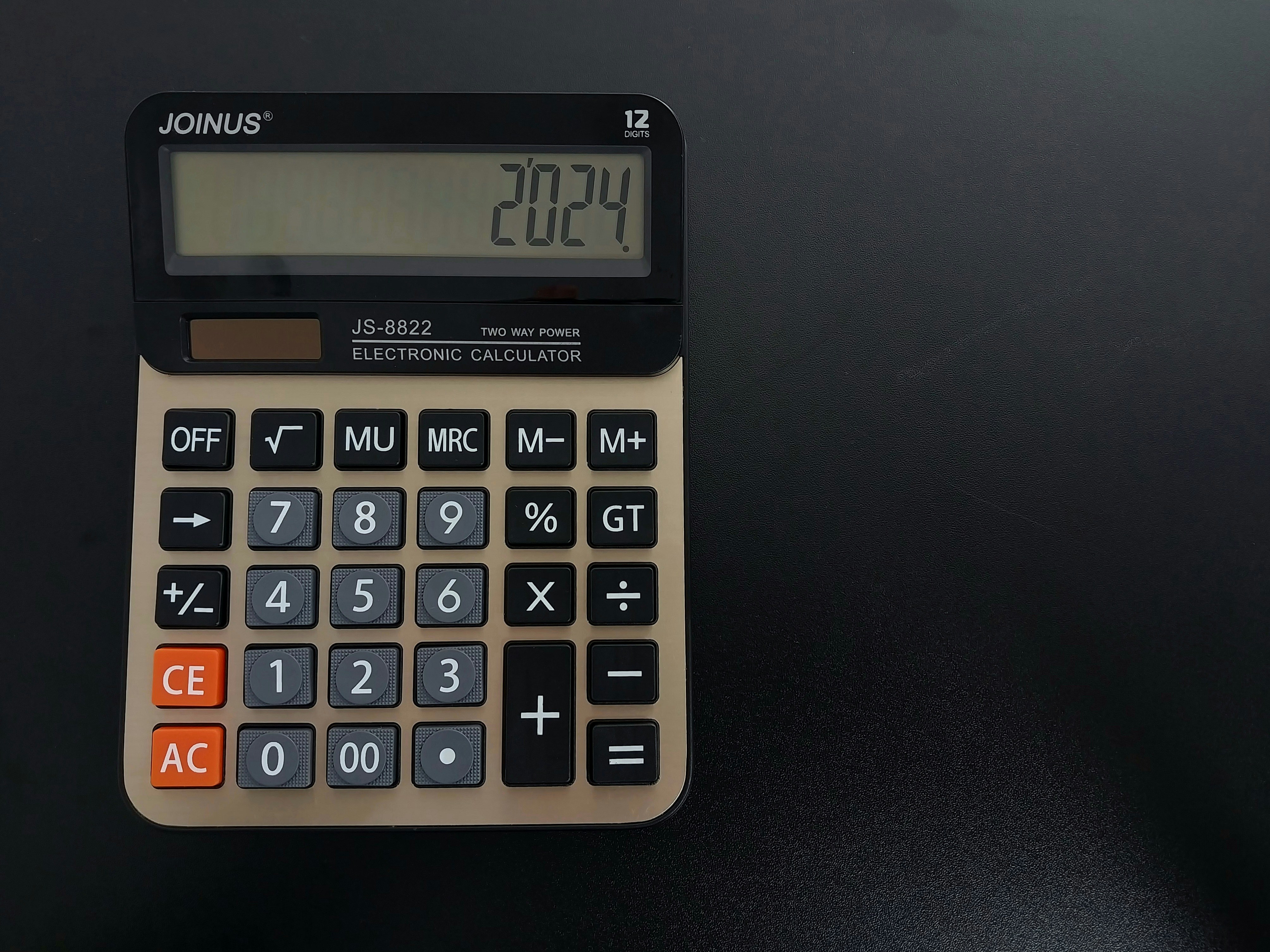 A calculator with the sleek design at our work office. 🧮